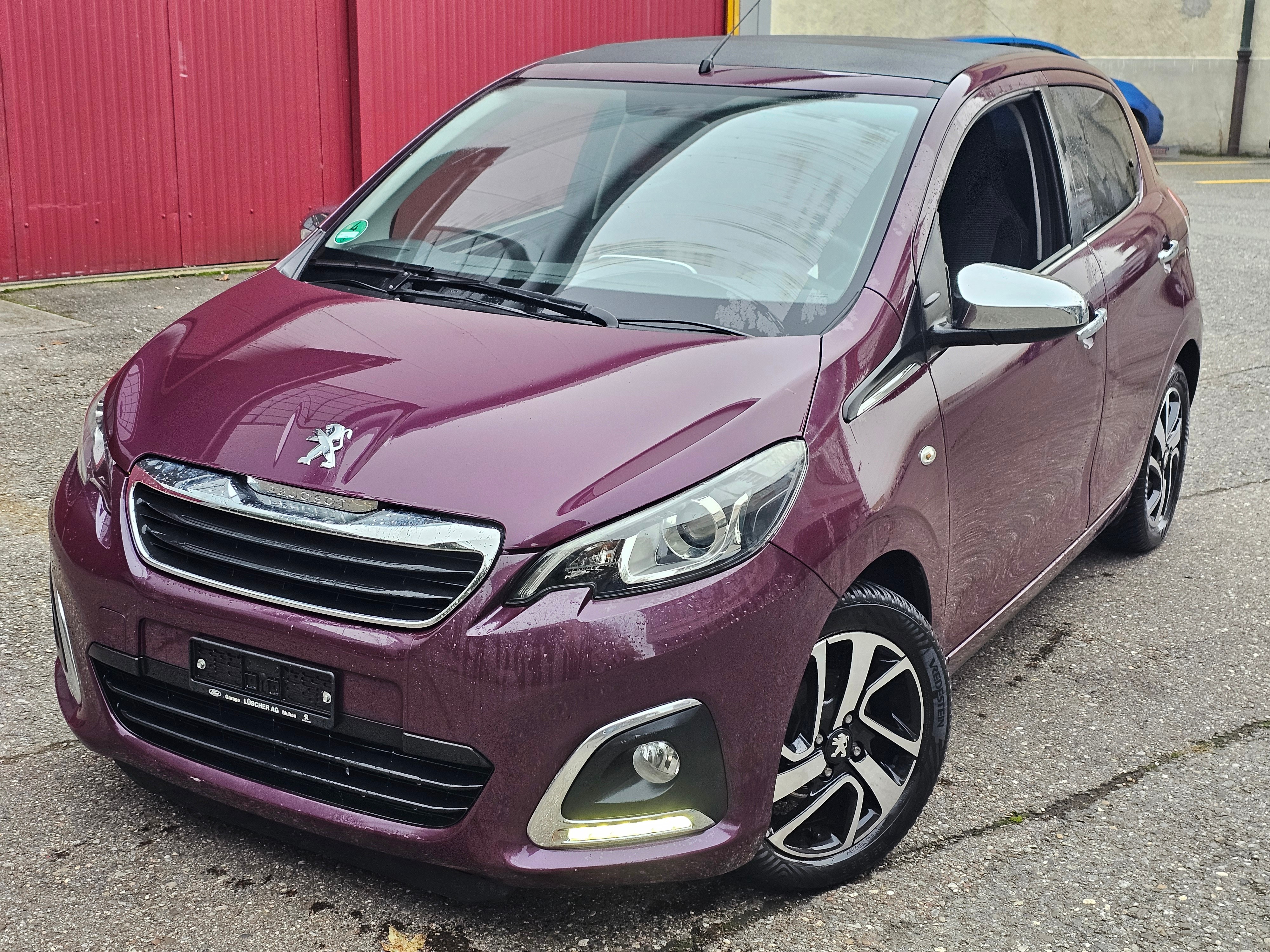 PEUGEOT 108 1.2 VTi Allure Top