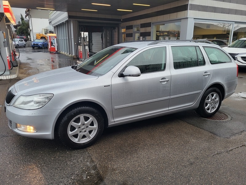 SKODA Octavia Combi 2.0 TDI Twenty20 4x4