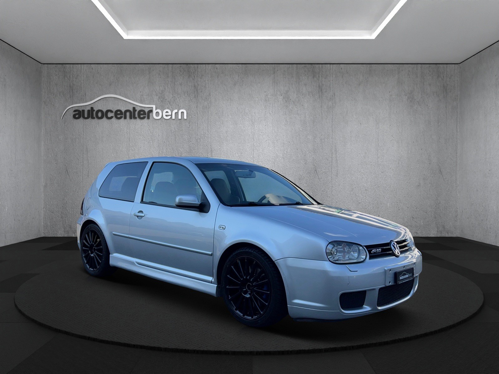 VW Golf R32 4Motion