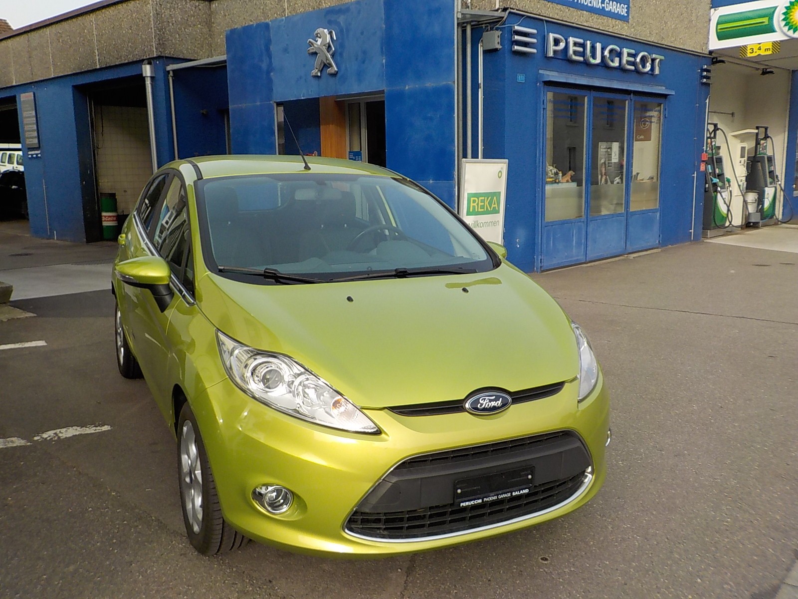 FORD Fiesta 1.4 16V Trend Automatic