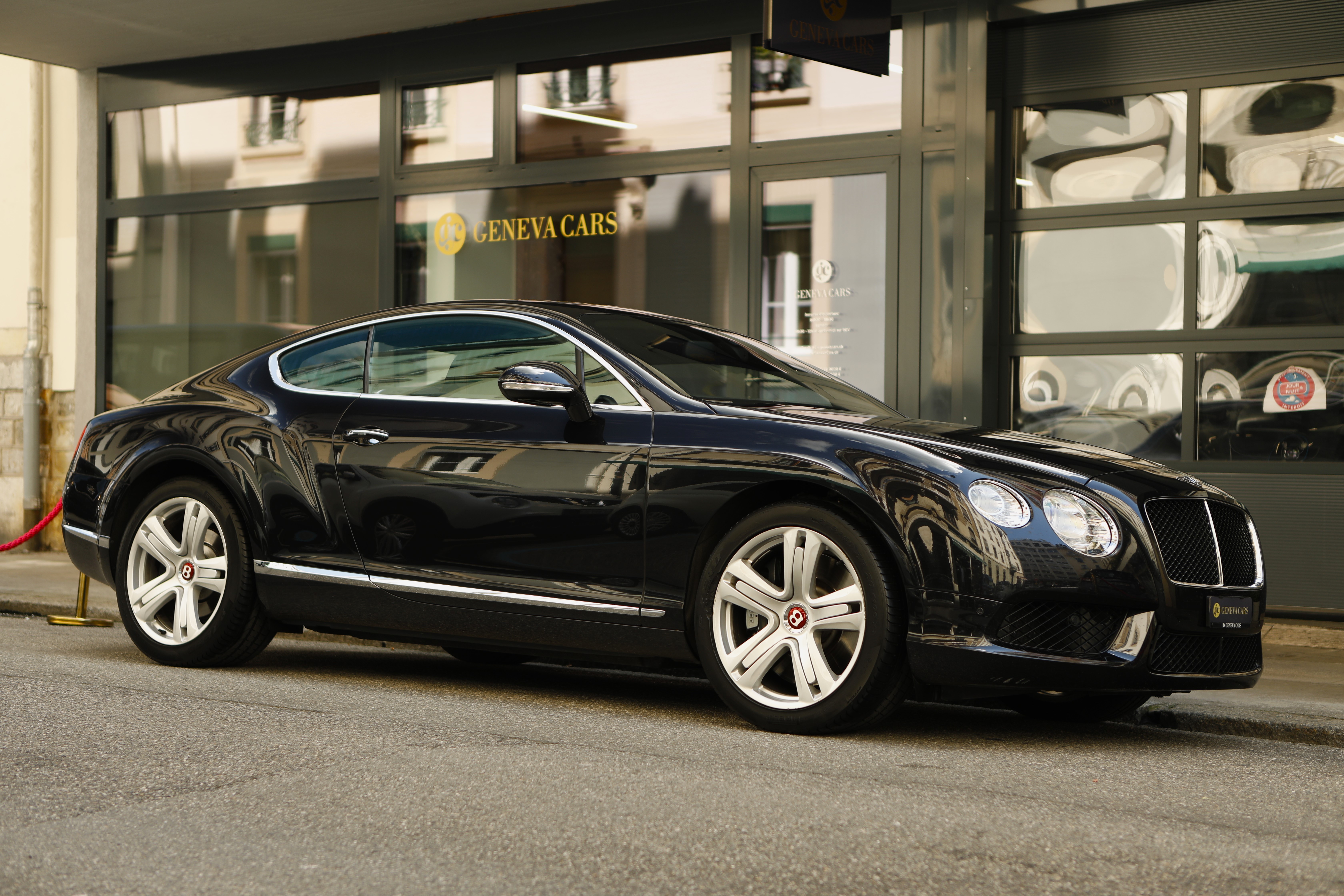 BENTLEY Continental GT 4.0 V8