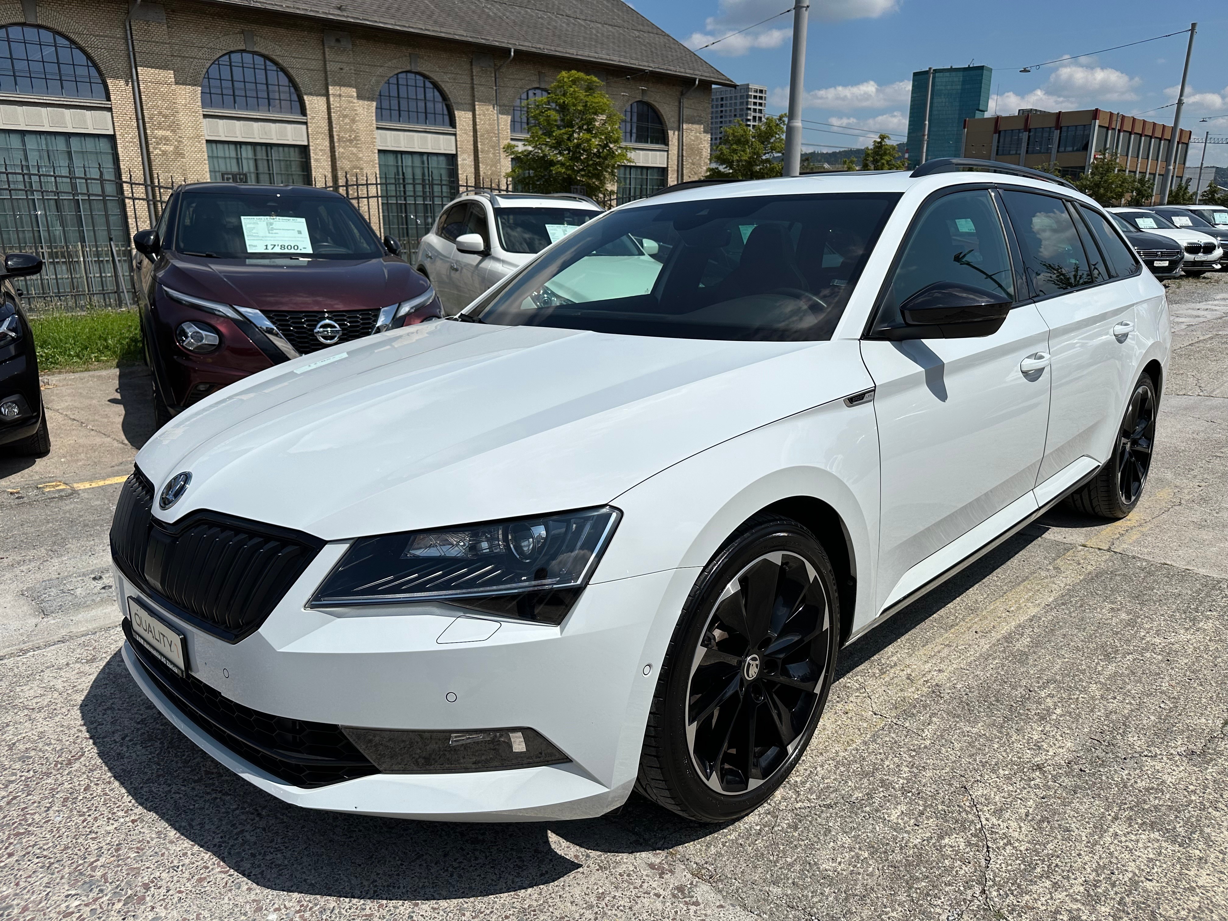 SKODA Superb Combi 2.0 TSI SportLine+ DSG 4x4