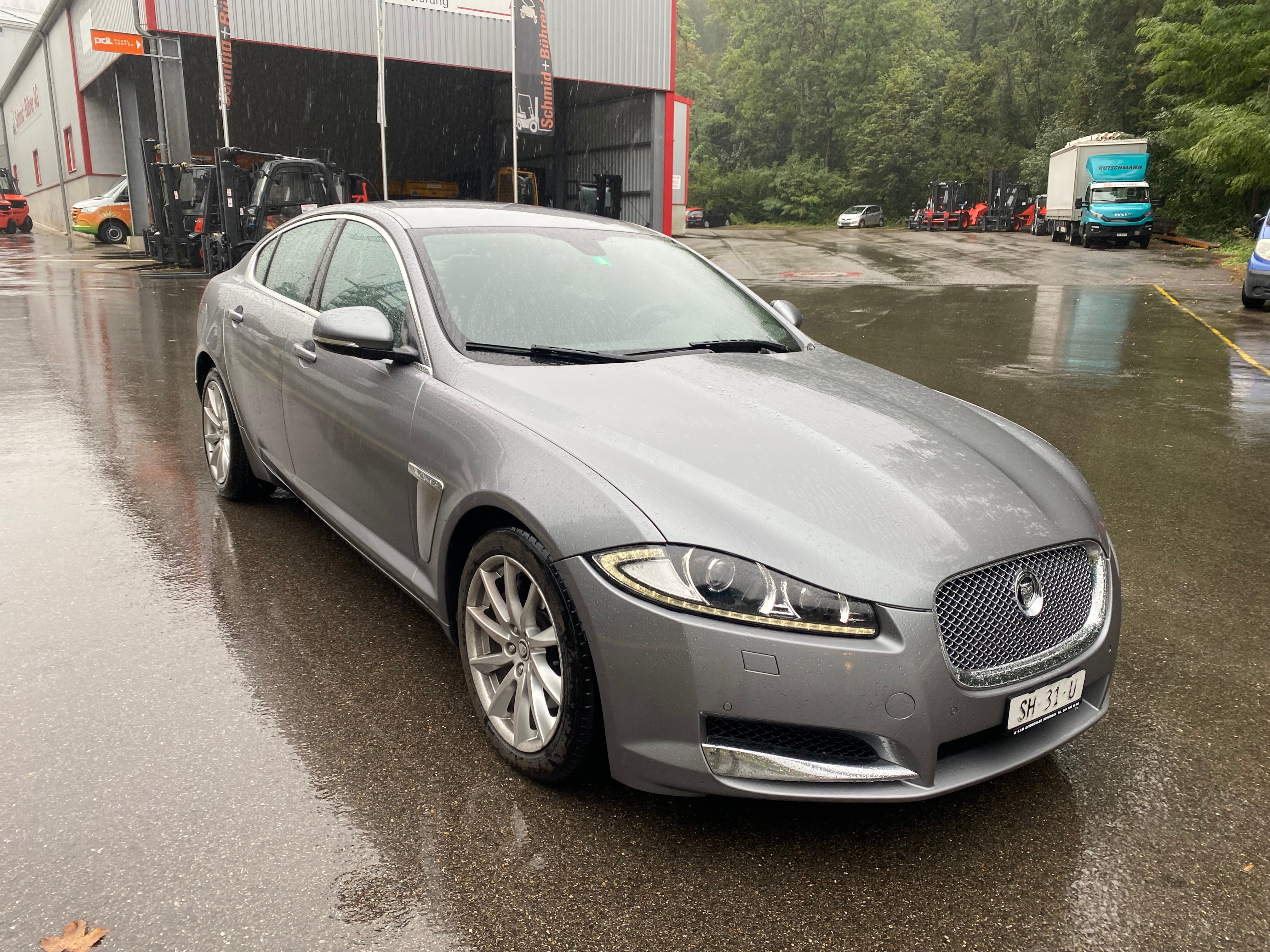 JAGUAR XF 2.2d