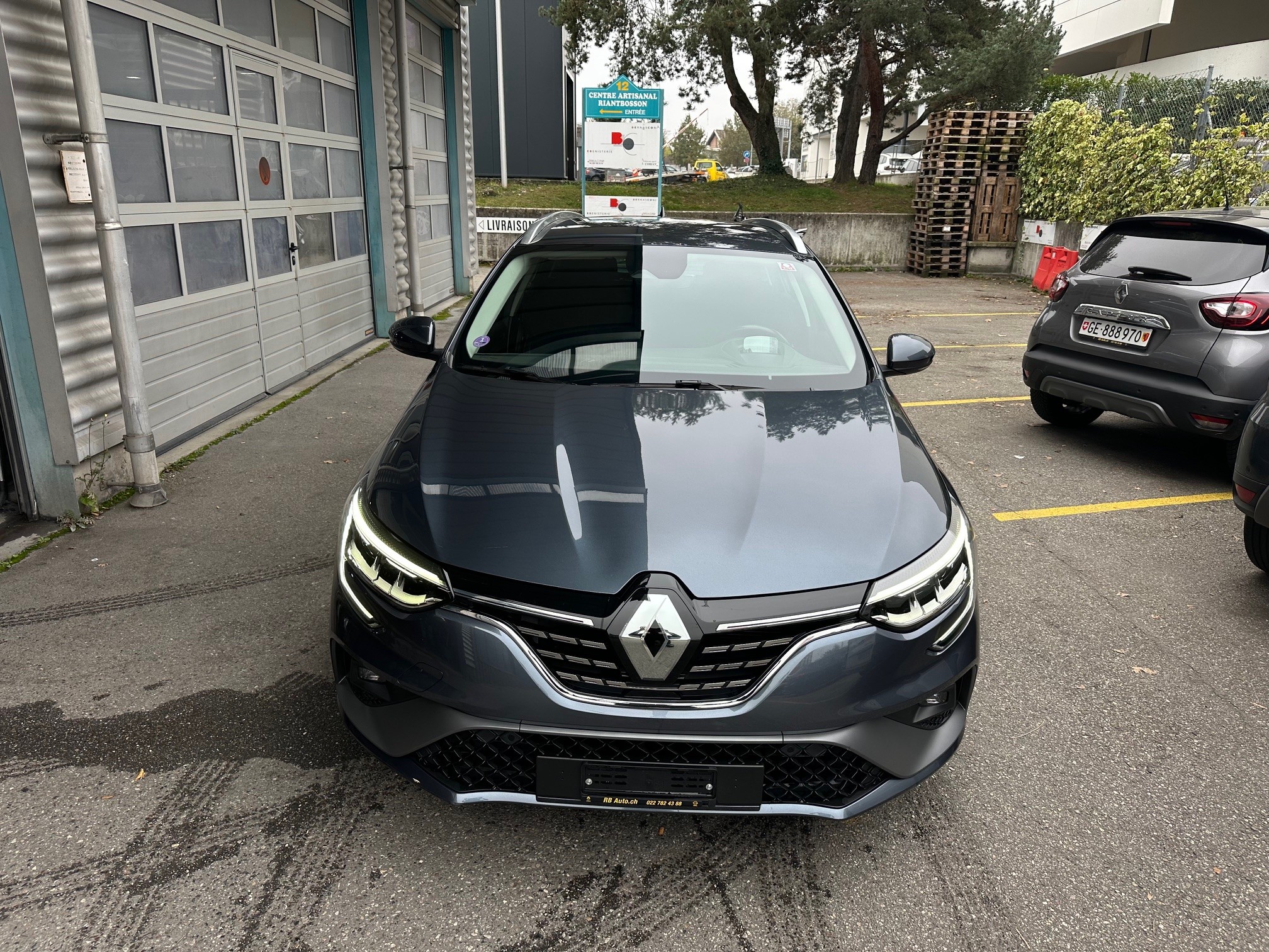 RENAULT Mégane Grandtour 1.3 16V R.S. Line EDC