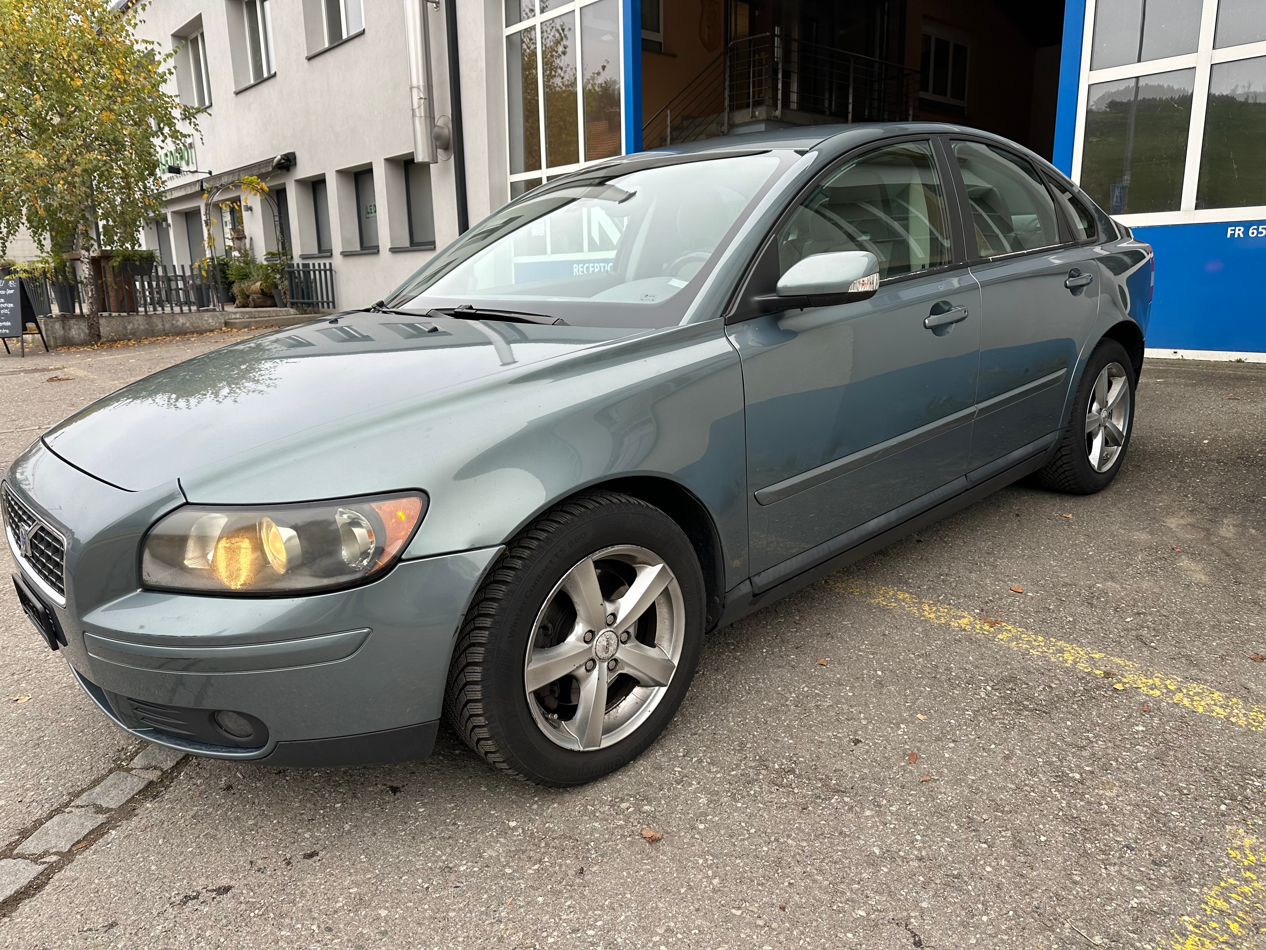 VOLVO S40 2.4I Momentum