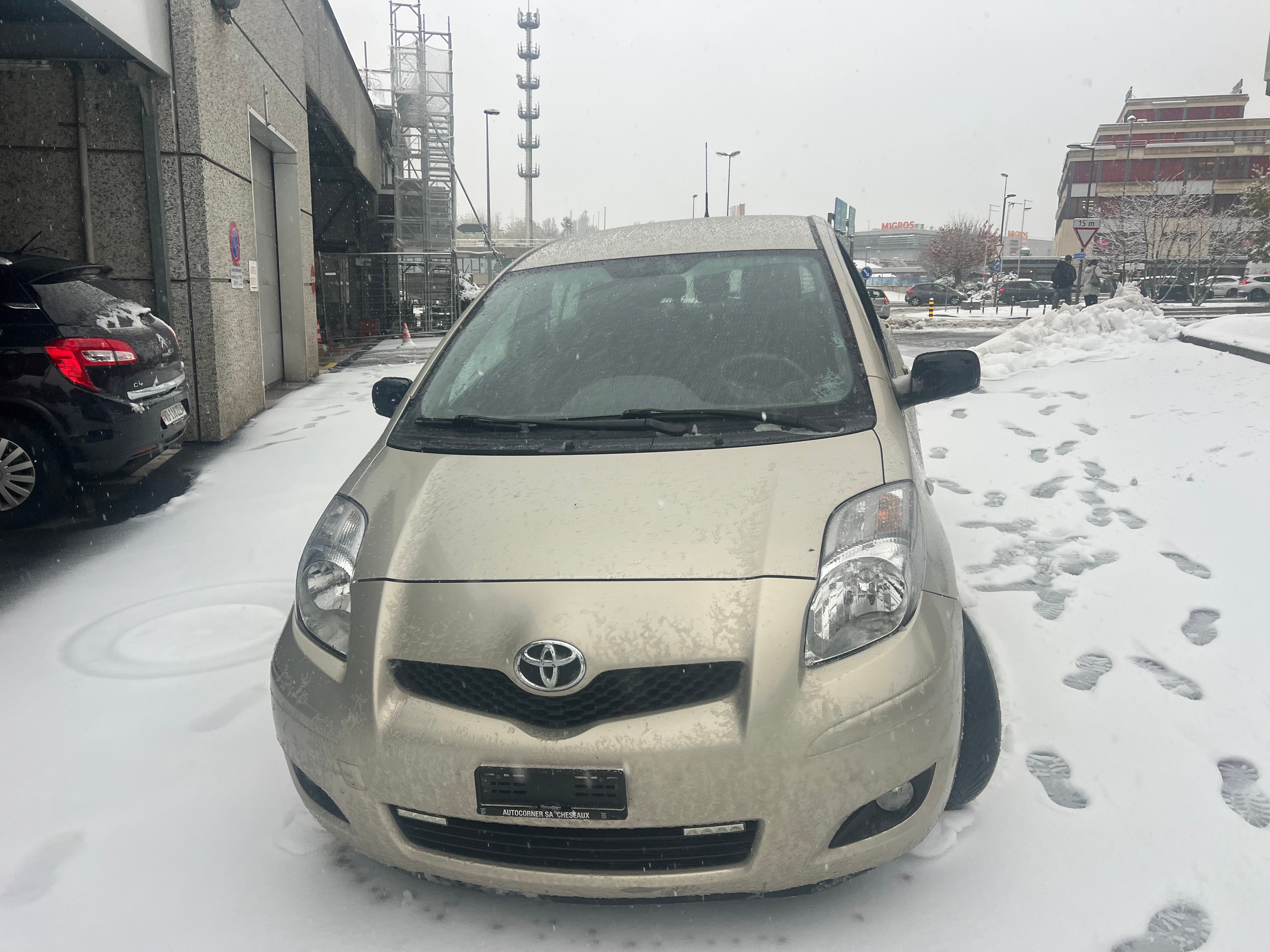 TOYOTA Yaris 1.33 Linea Sol