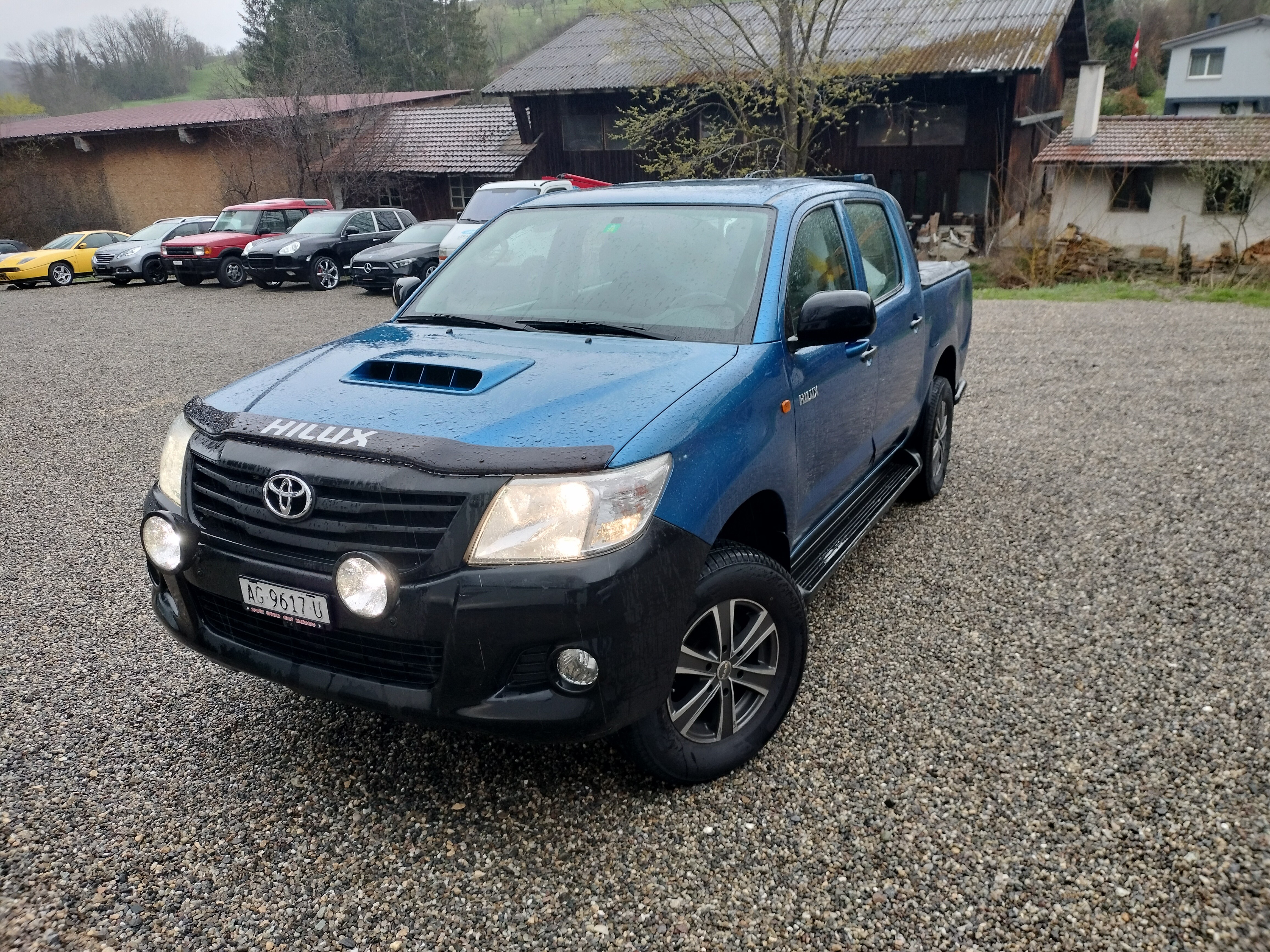 TOYOTA Hilux 2.5D 4WD Double Cab Luna