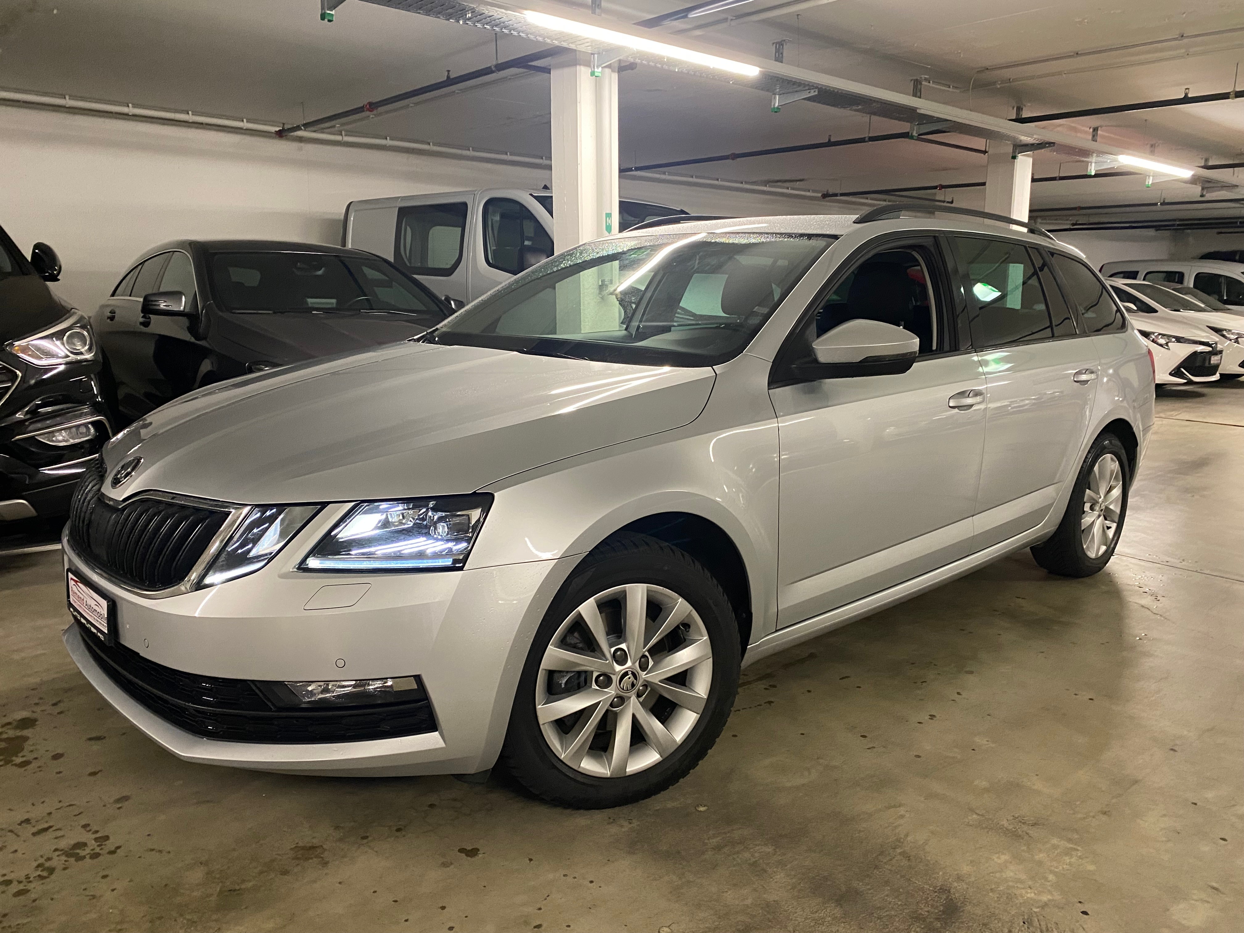 SKODA Octavia Combi 2.0 TDI Ambition 4x4 DSG