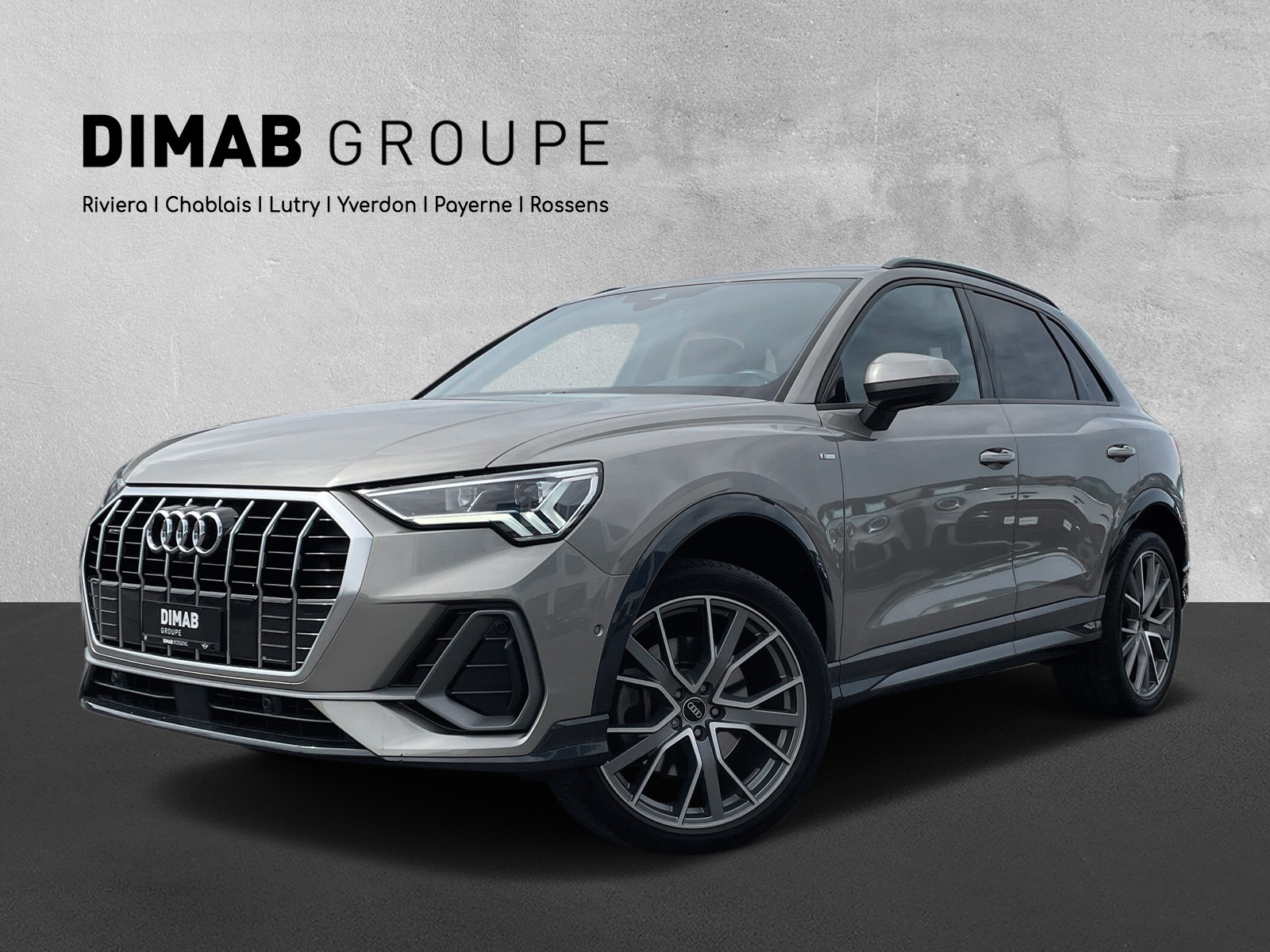 AUDI Q3 40 TDI S line Attra qu