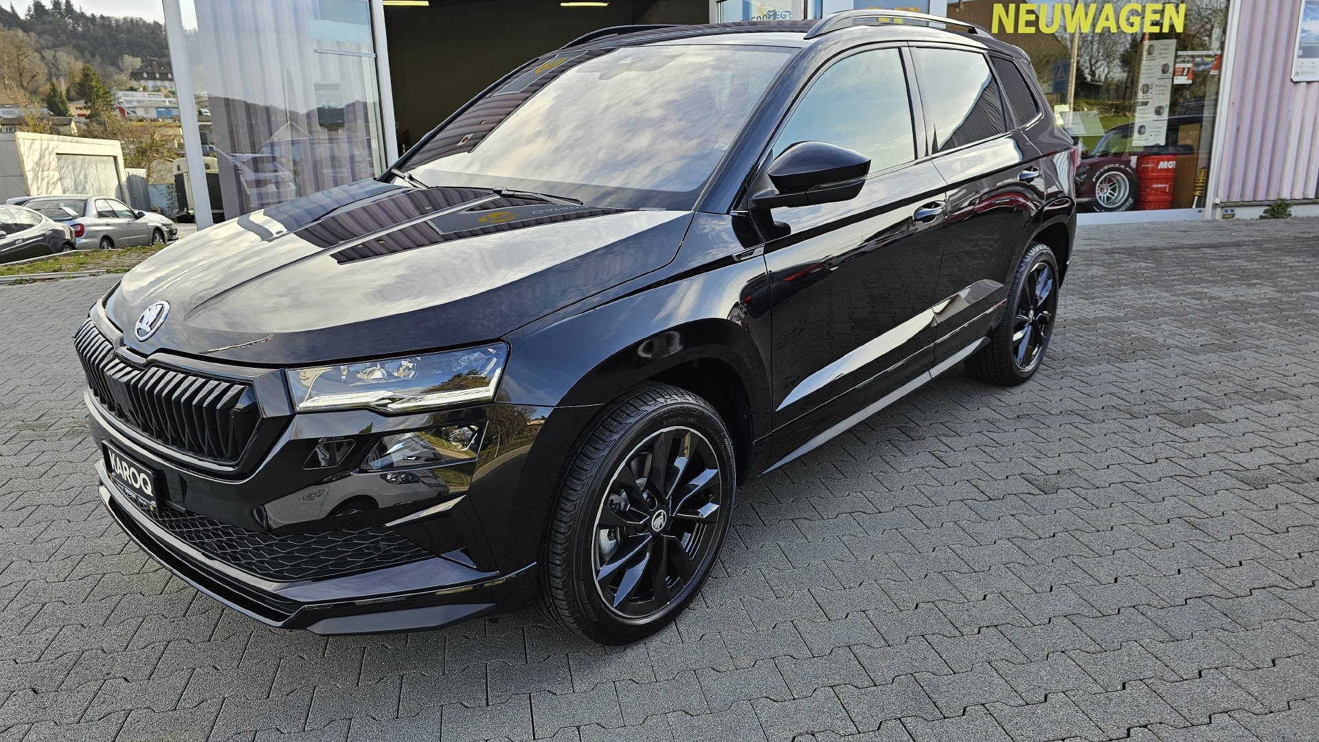 SKODA Karoq 1.5 TSI SportLine DSG