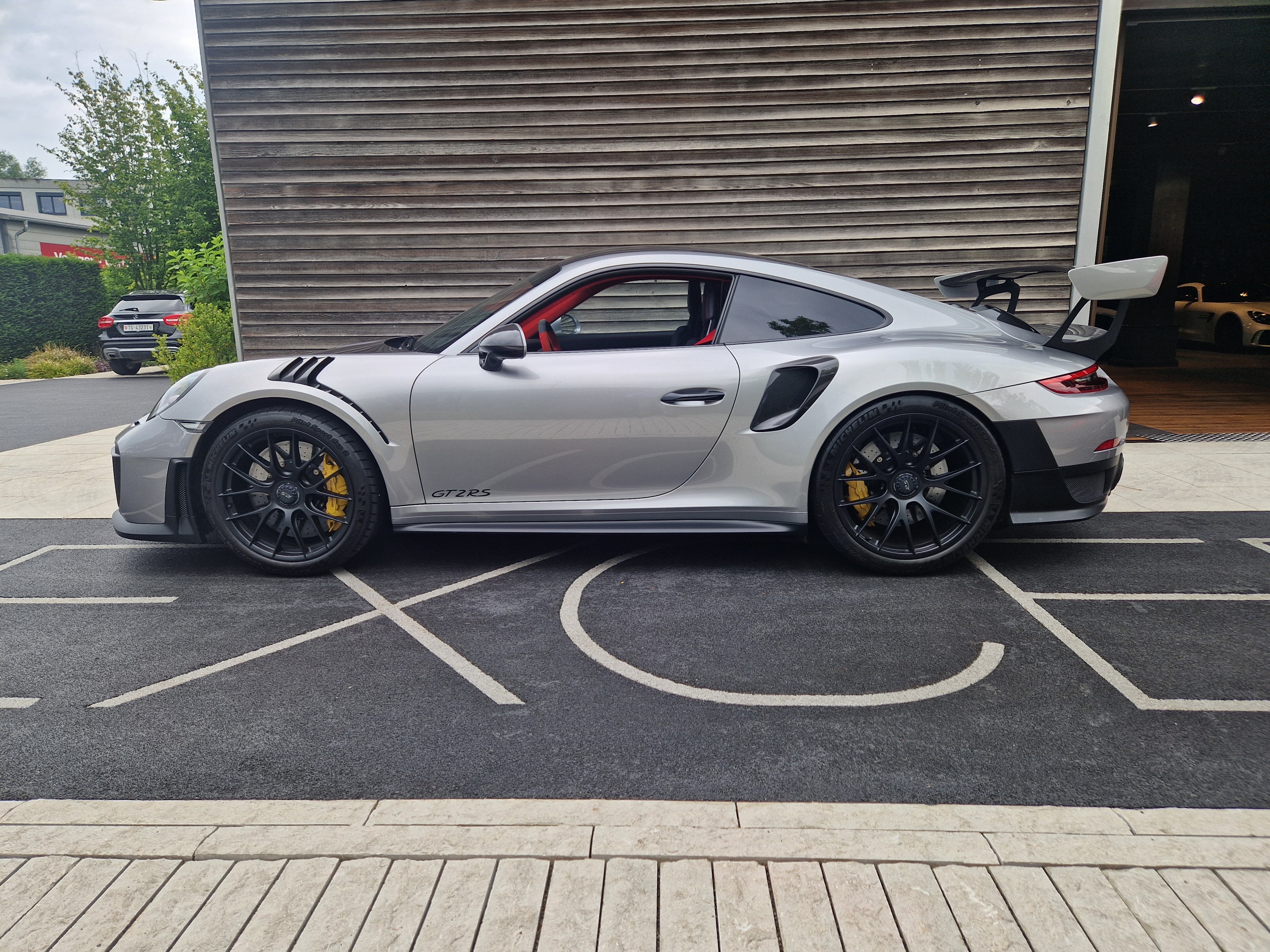 PORSCHE 911 GT2 RS PDK