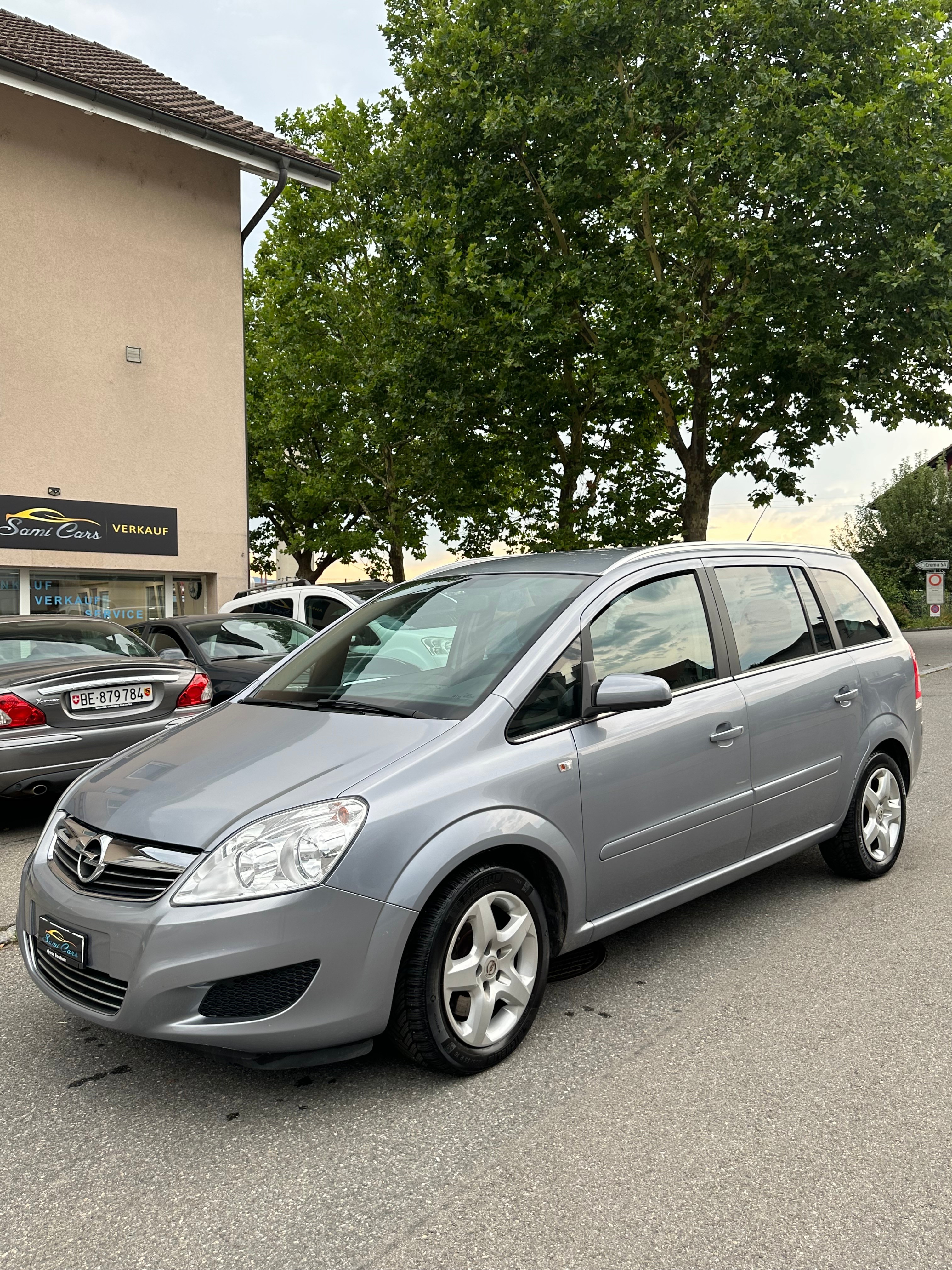 OPEL Zafira 2.2i 16V Enjoy