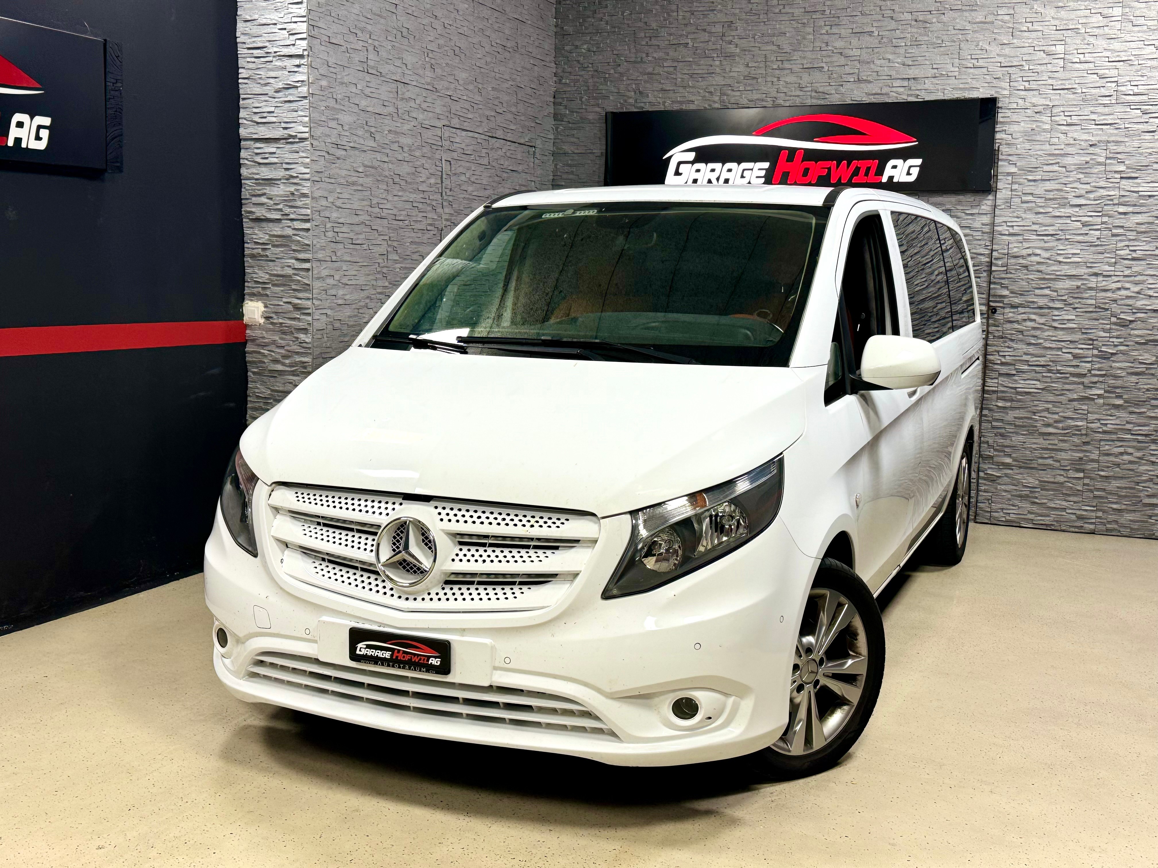 MERCEDES-BENZ Vito 111 l (VIP - BUS)