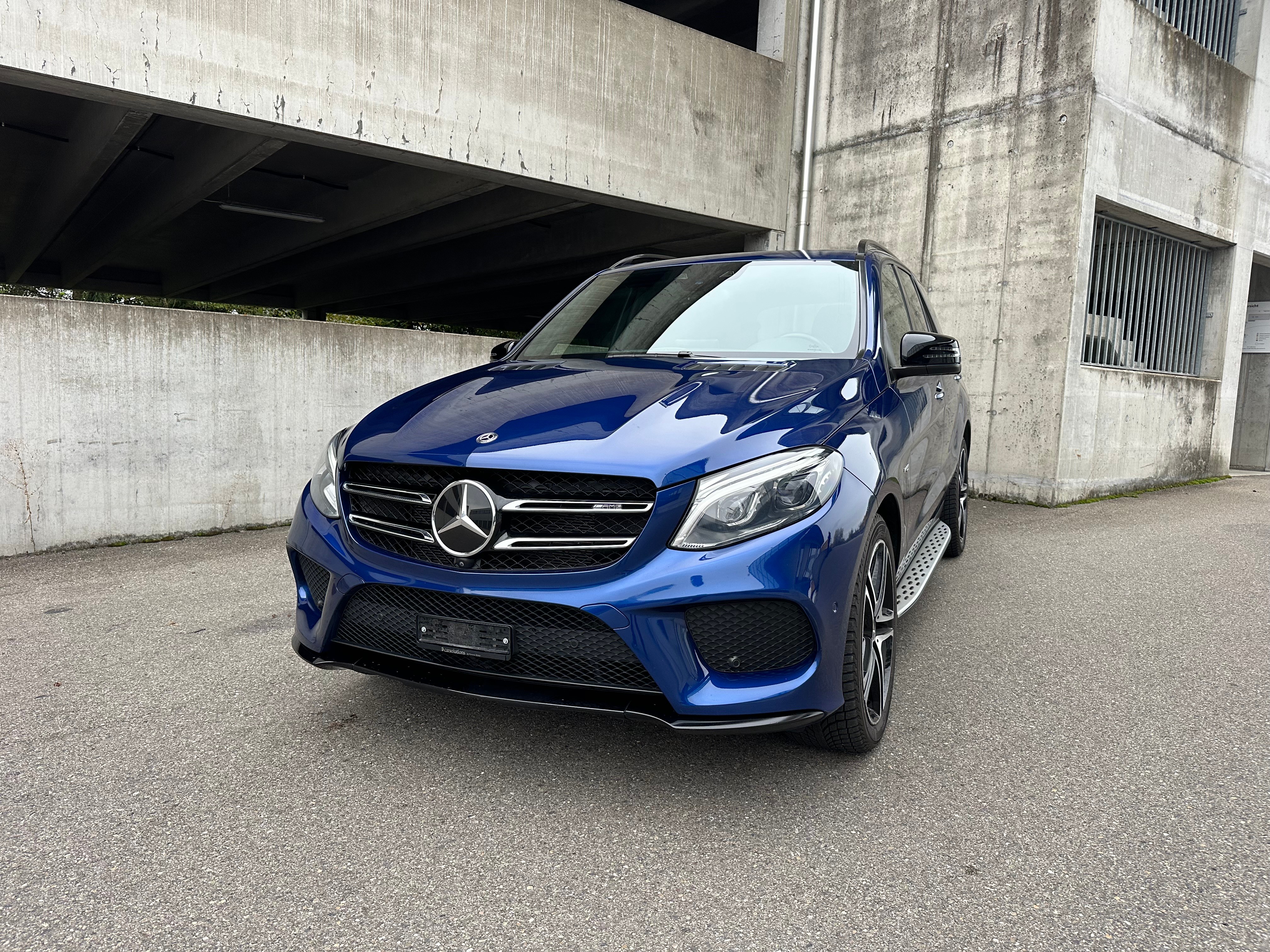 MERCEDES-BENZ GLE 43 AMG 4Matic 9G-Tronic