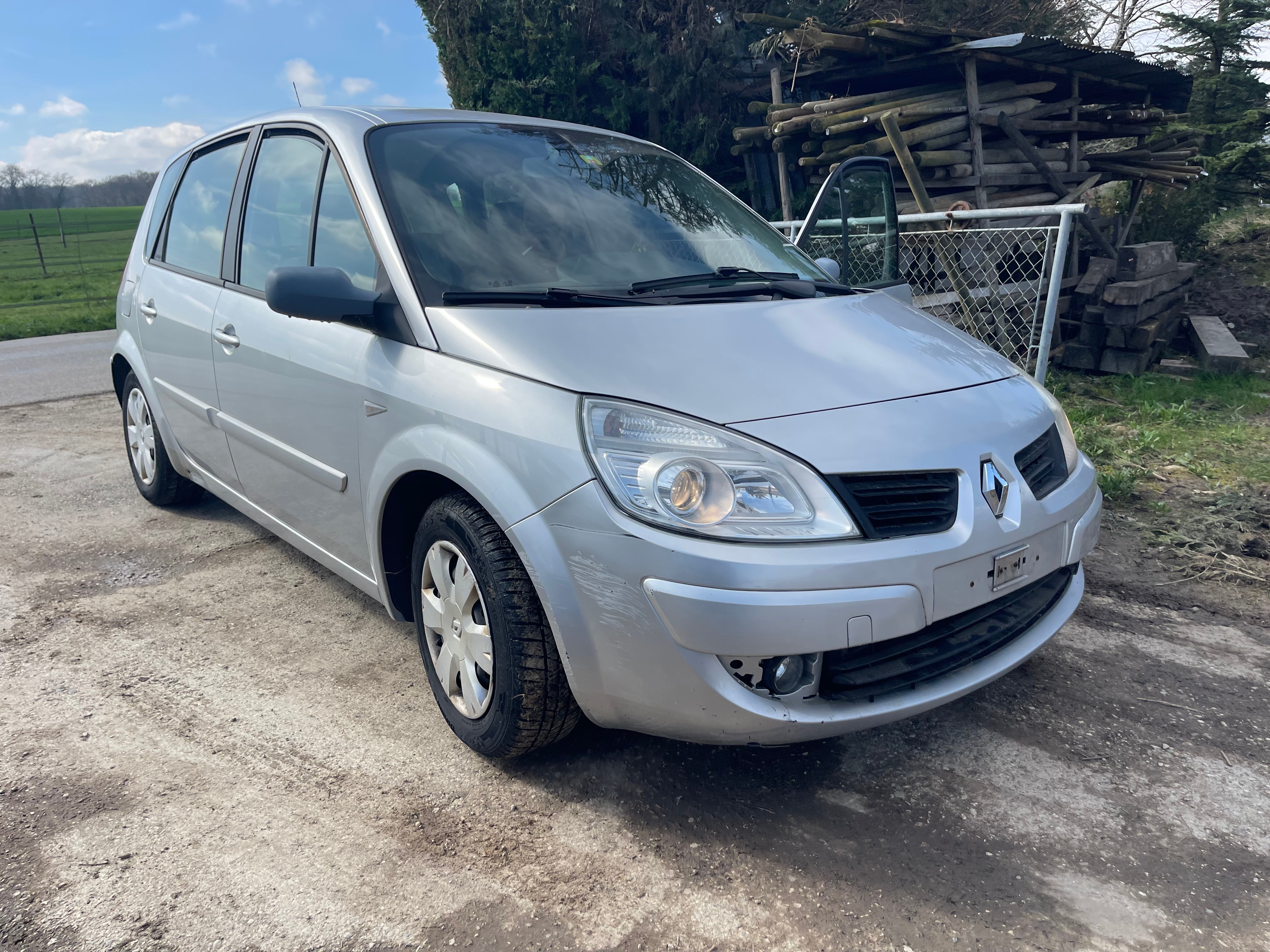 RENAULT Scénic 1.5 dCi Authentique