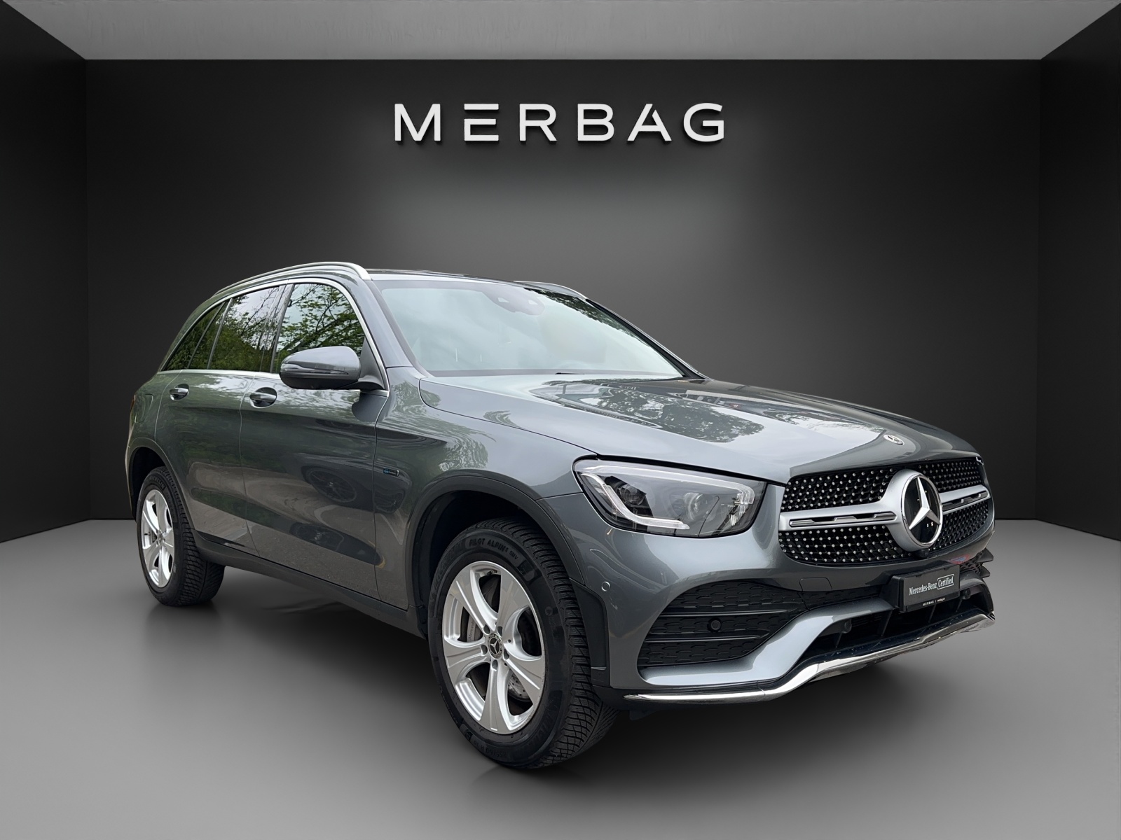 MERCEDES-BENZ GLC 300 e AMG Line 4Matic 9G-Tronic