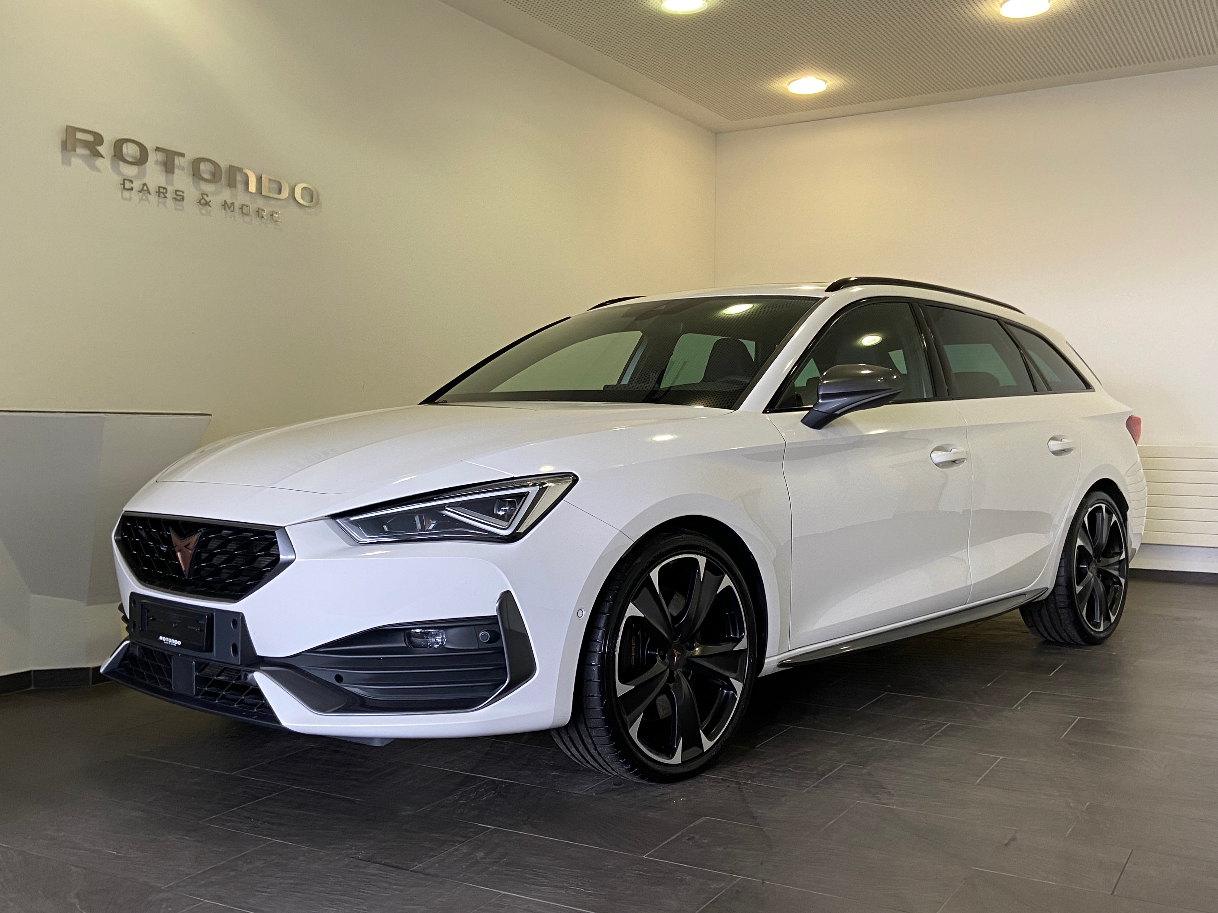 CUPRA LEON ST 2.0 TSI VZ DSG 4Drive