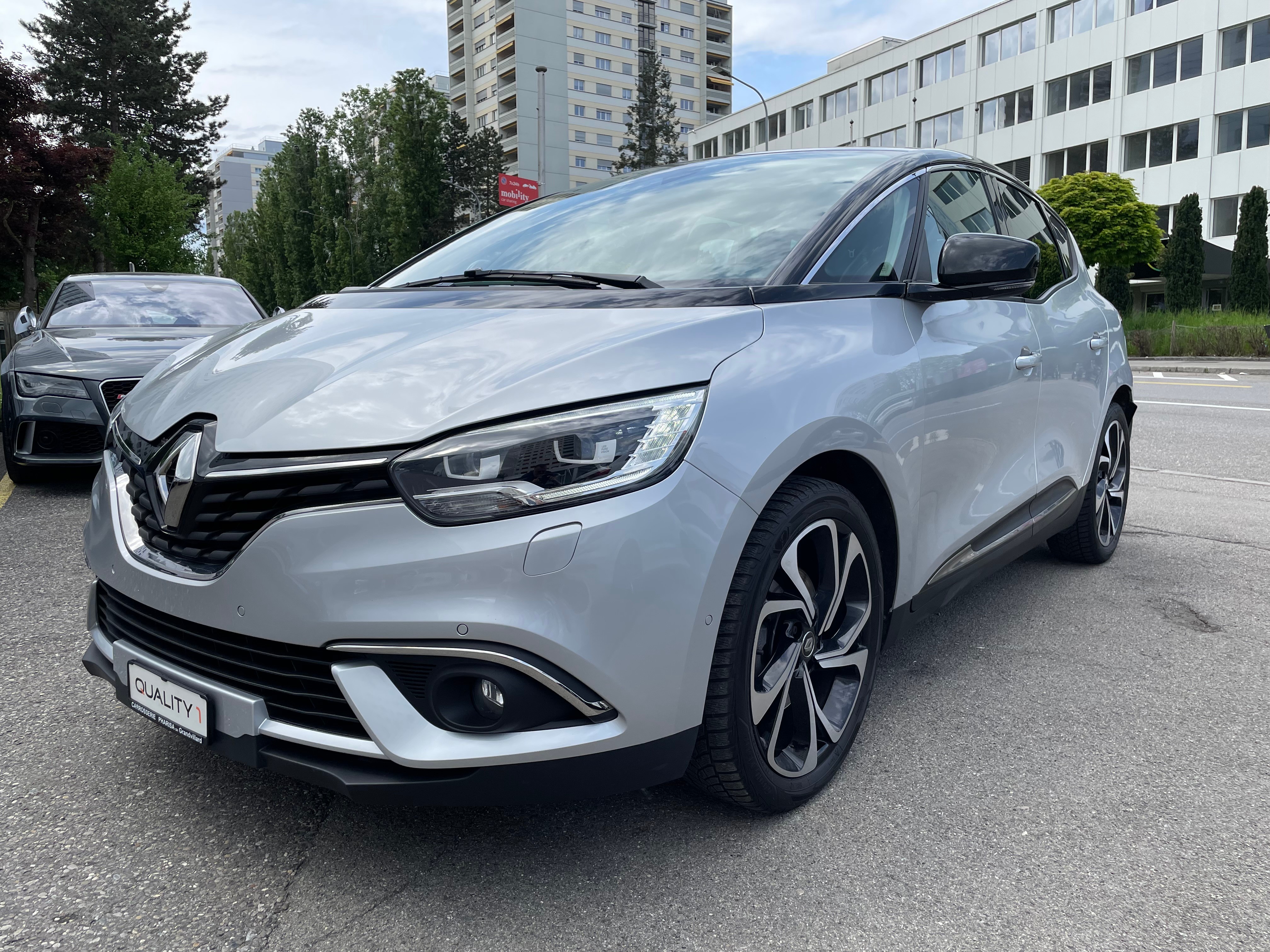 RENAULT Scénic 1.3 16V Turbo Initiale Paris EDC