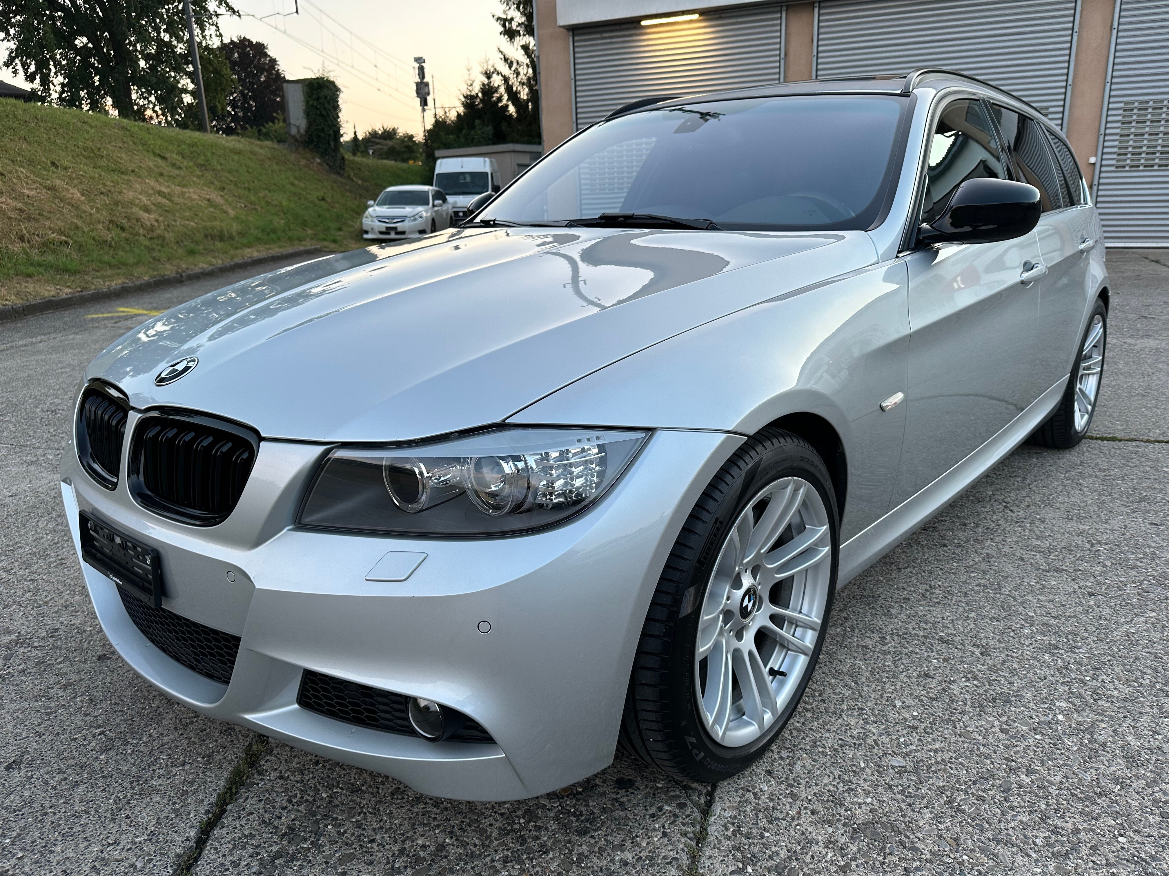 BMW 335i xDrive Touring Steptronic