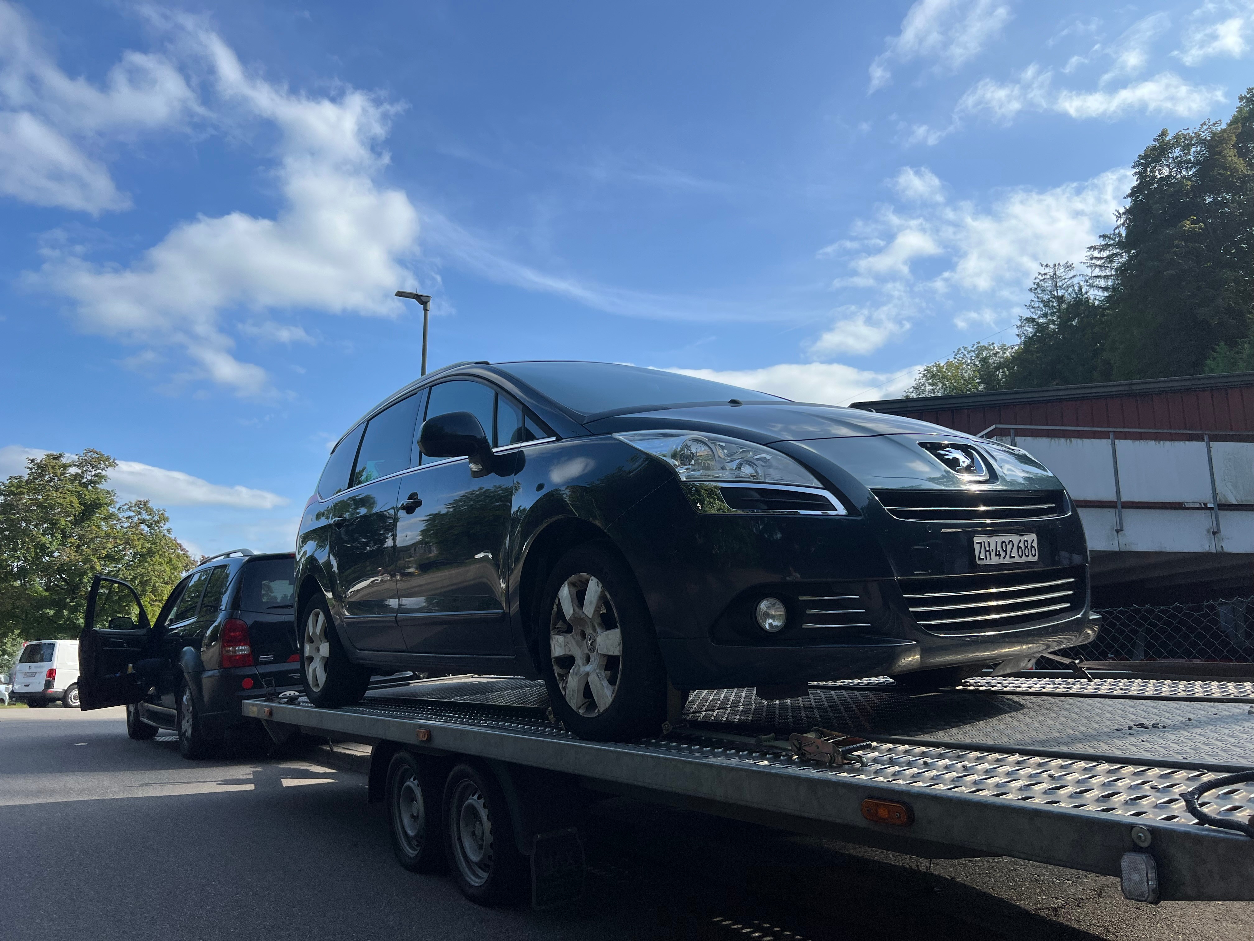 PEUGEOT 5008 1.6 16V T Sport Pack