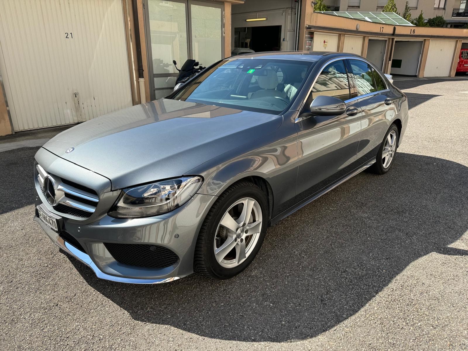 MERCEDES-BENZ C 300 BlueTEC Hybrid AMG Line 7G-Tronic