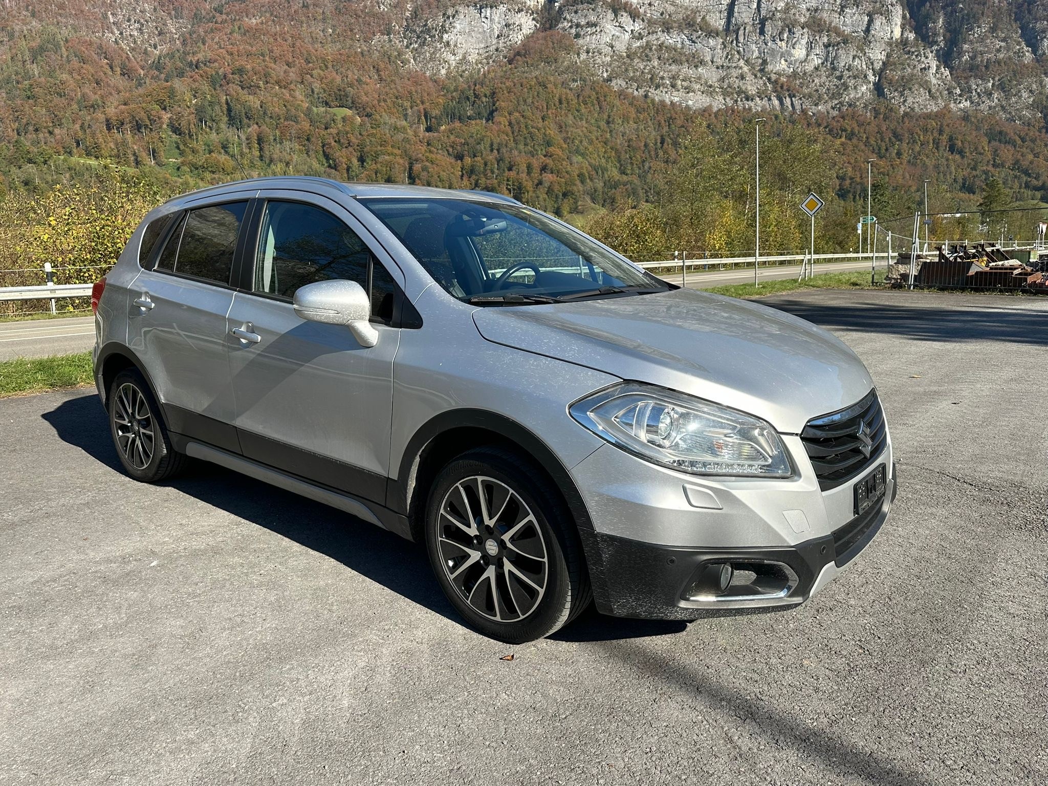 SUZUKI SX4 S-Cross 1.6 TD Compact Top 4WD