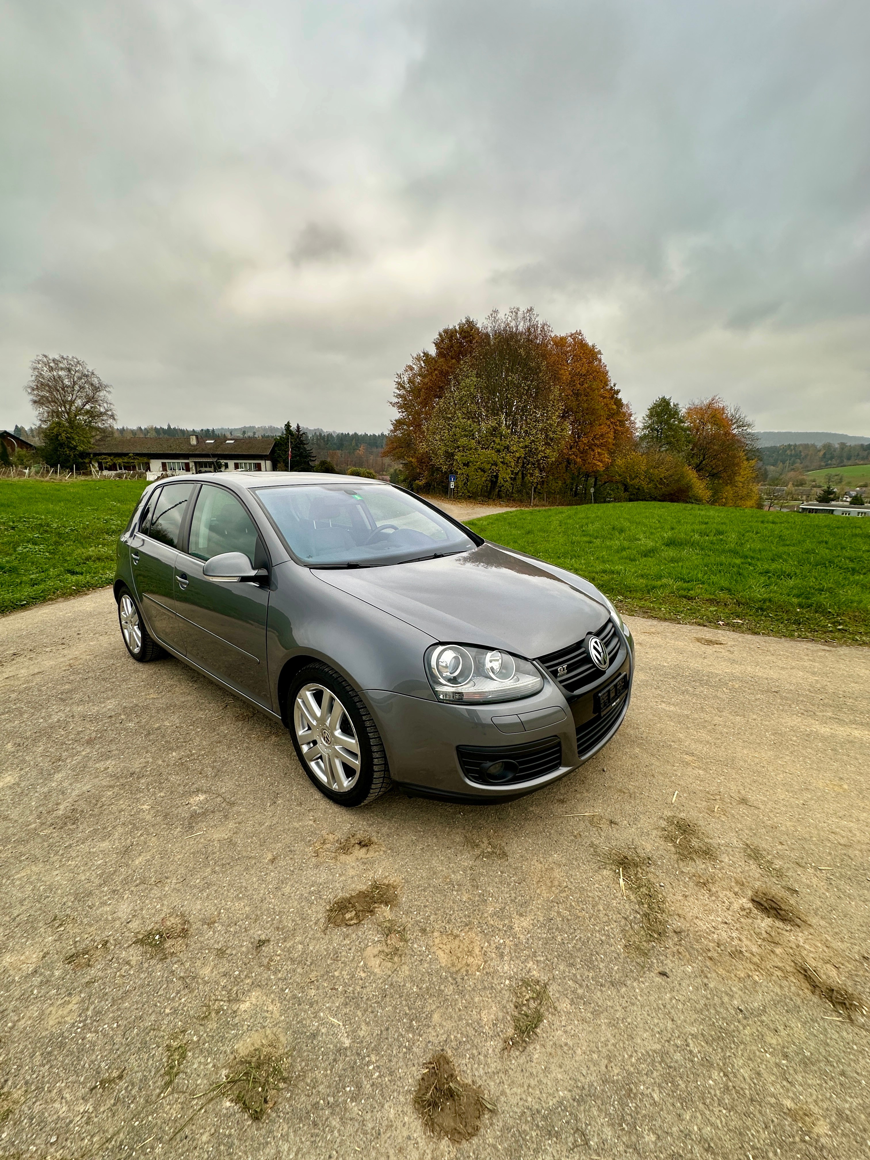 VW Golf 2.0 TDI GT Sport 4Motion***CH-Fahrzeug, 4x4, Unfallfrei, frisch ab MFK & Service