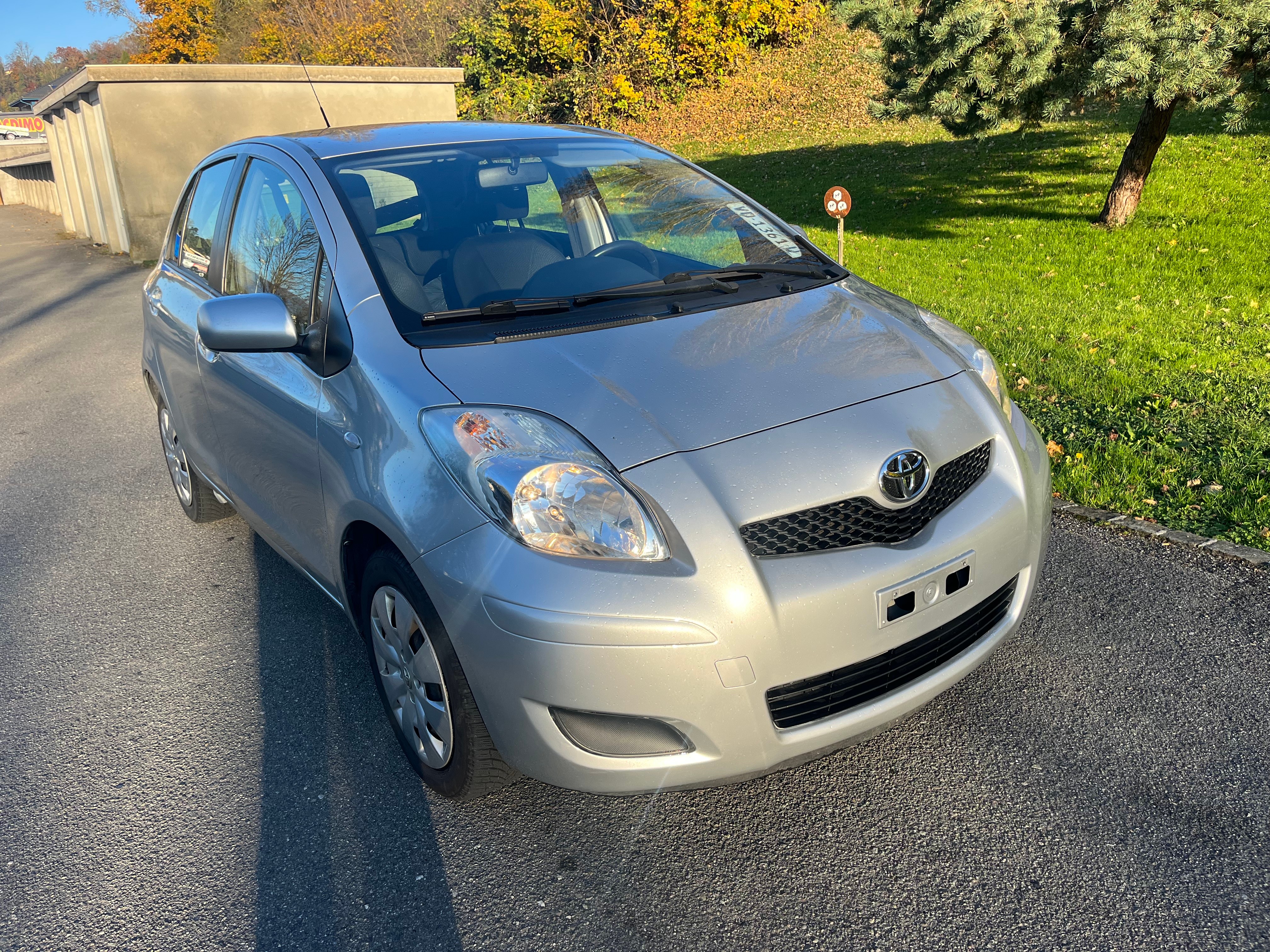 TOYOTA Yaris 1.33 Linea Luna