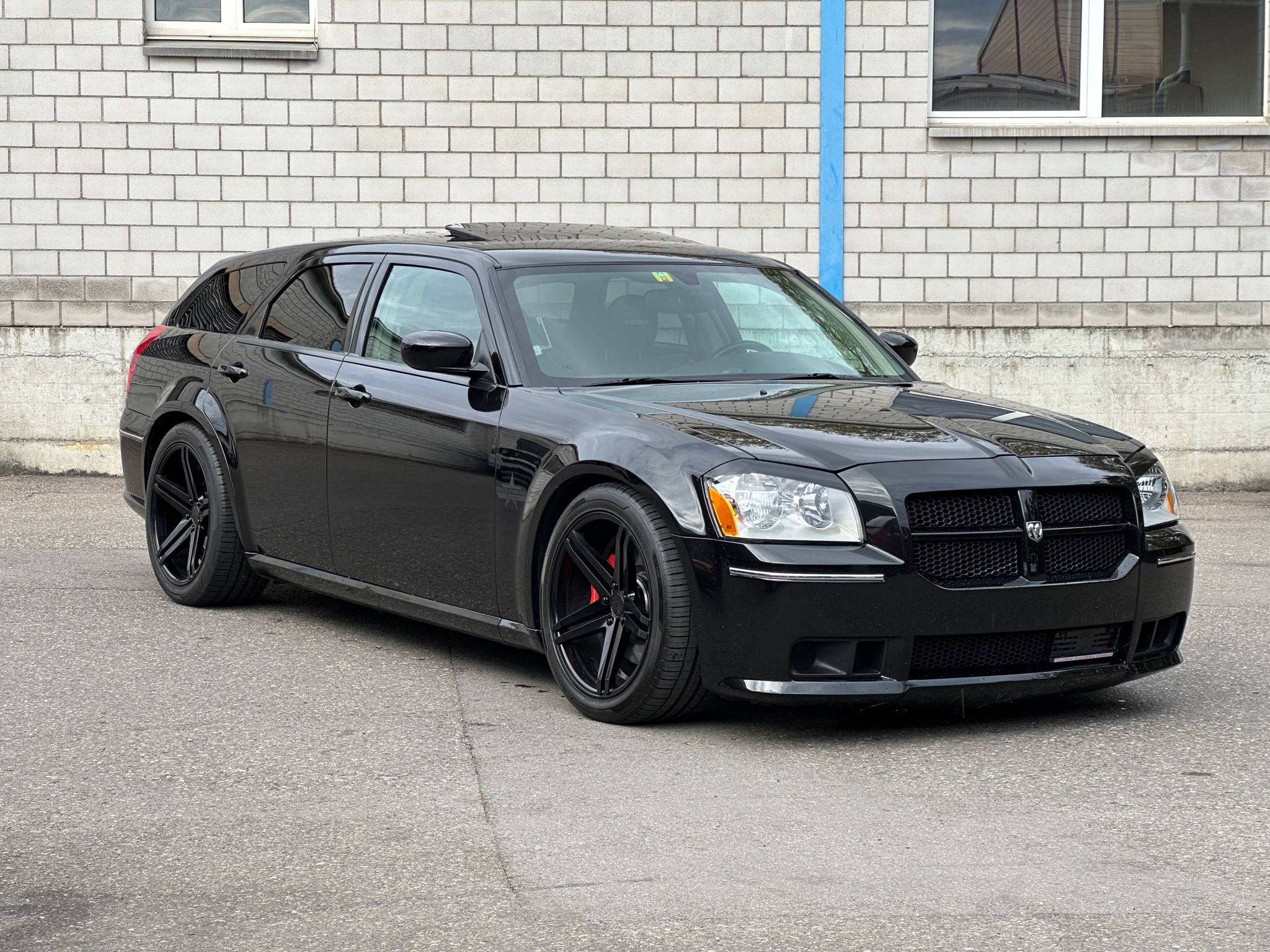 DODGE Magnum SRT 8 6.1-V8