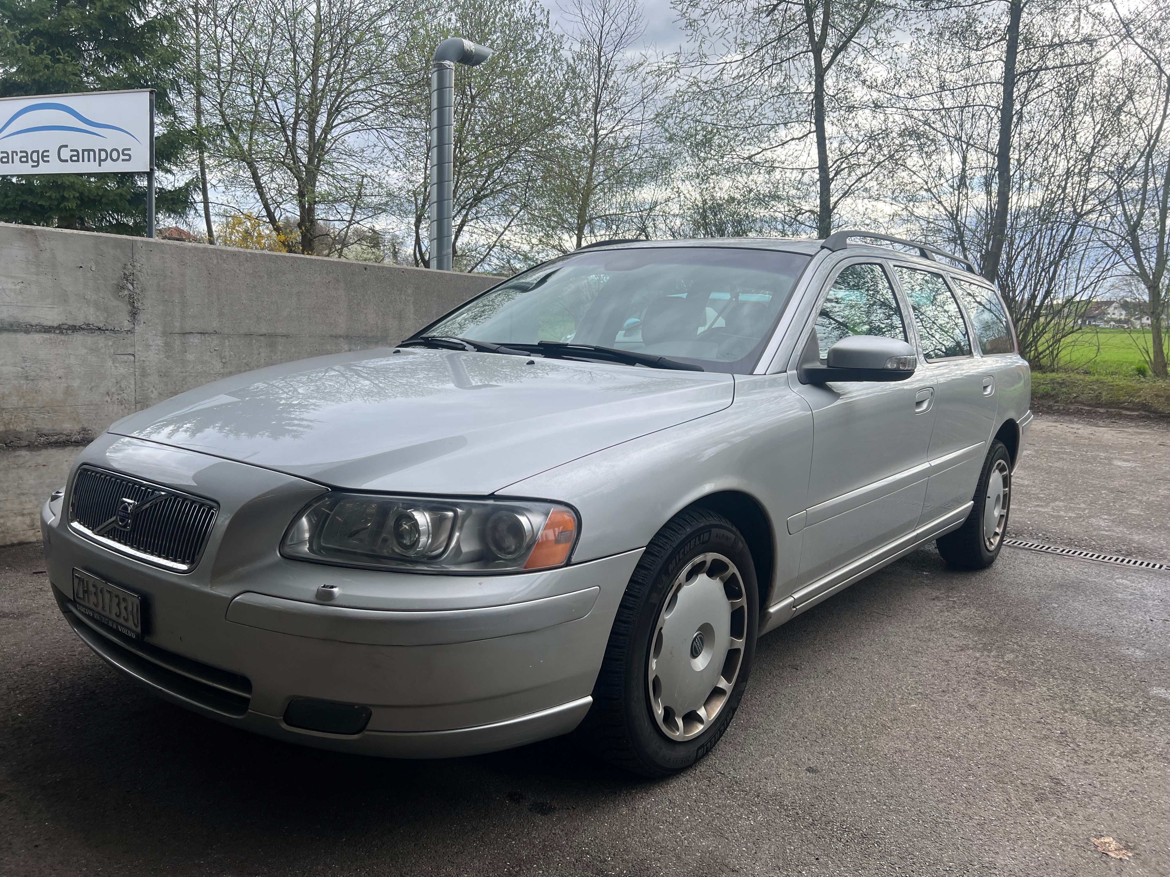 VOLVO V70