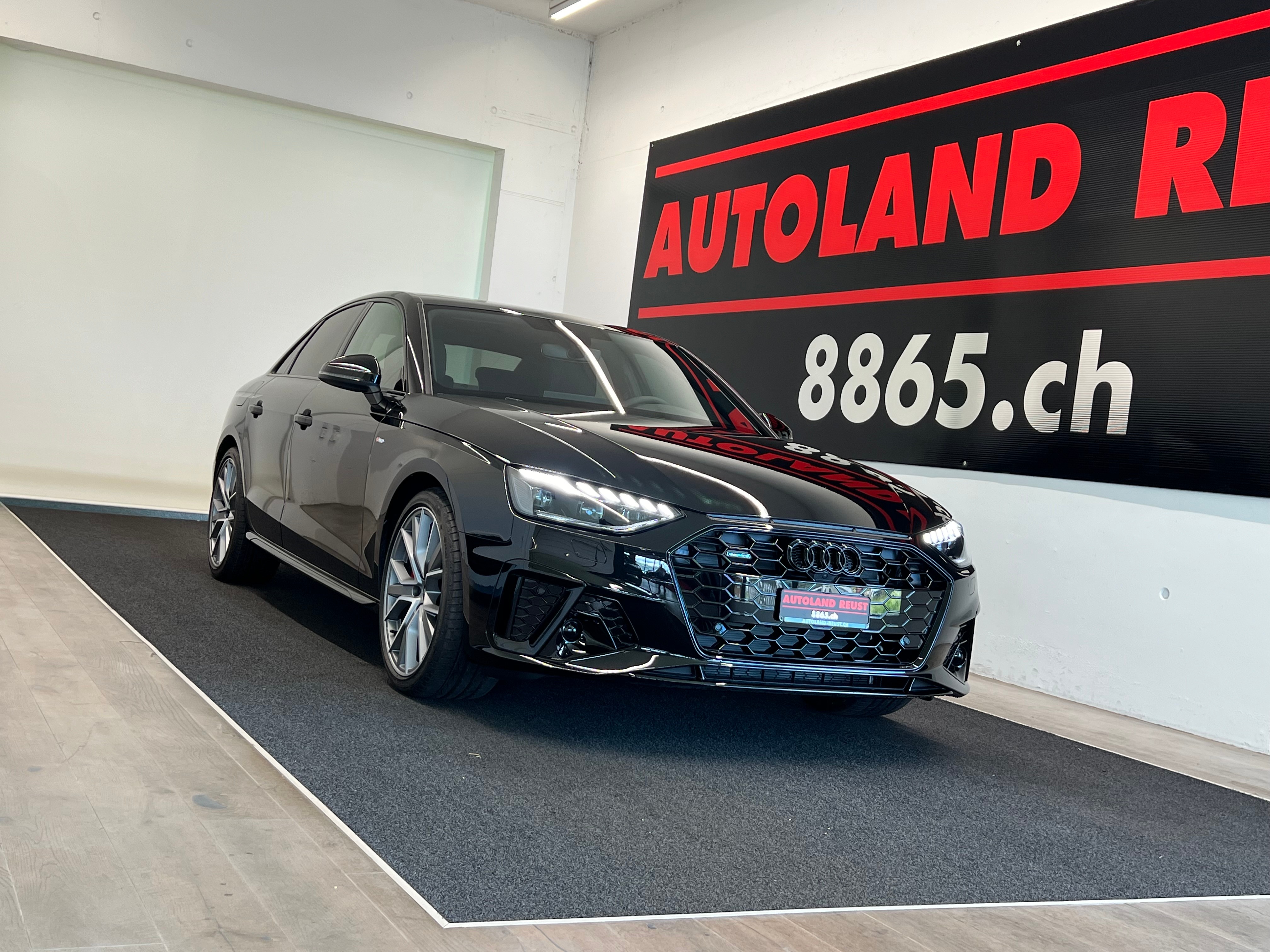 AUDI A4 40 TDI S line quattro S-tronic