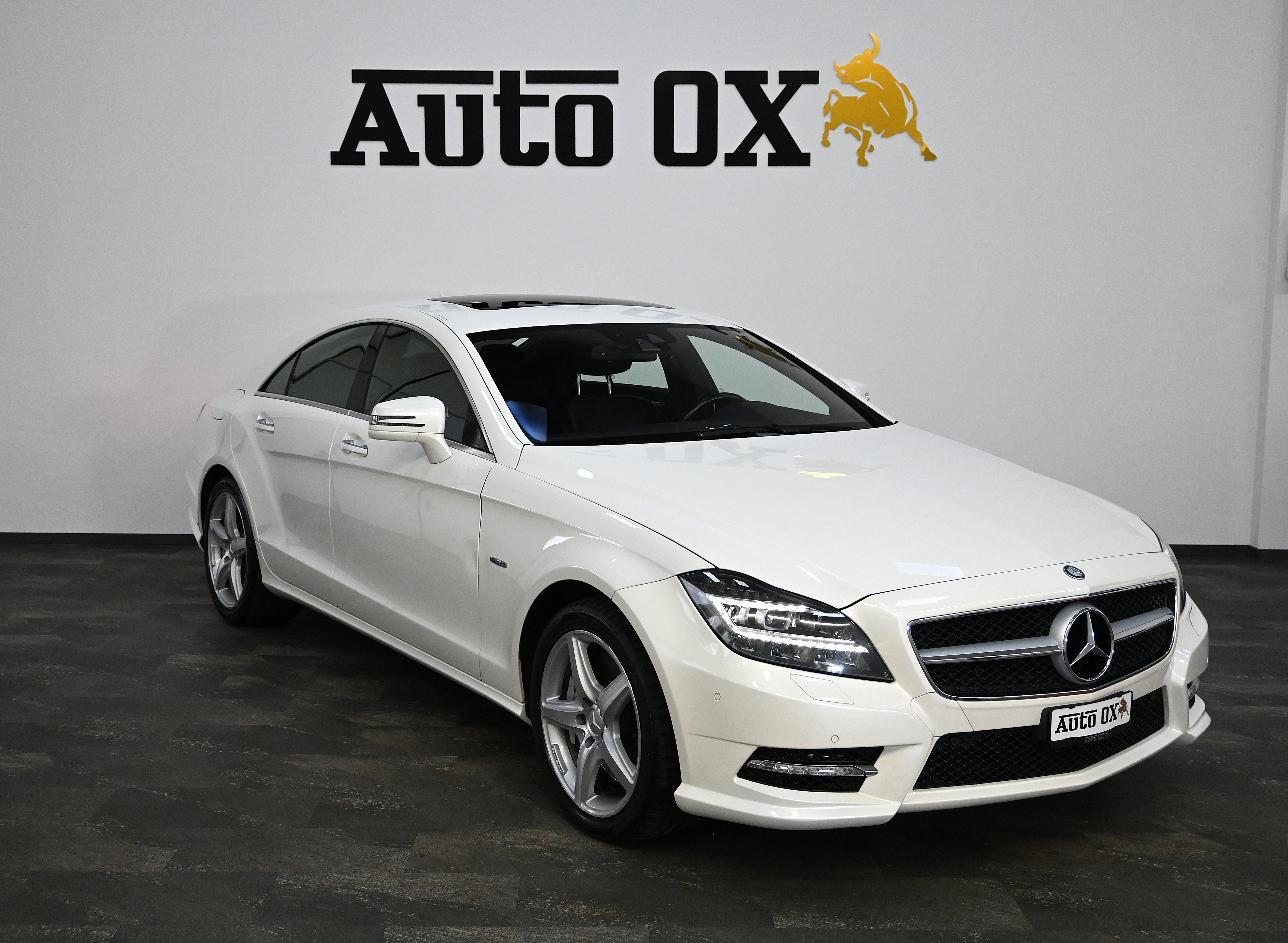 MERCEDES-BENZ CLS 500 Sport Paket AMG 4Matic 7G-Tronic