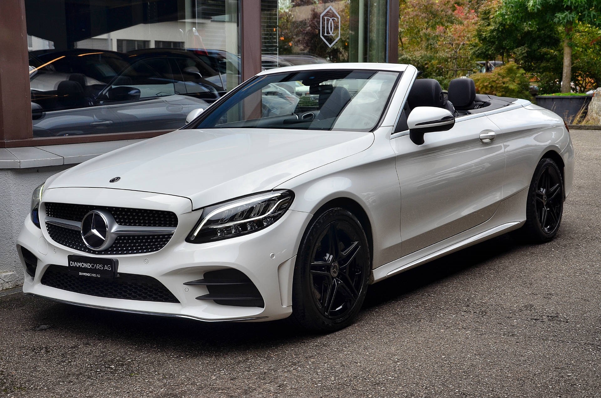 MERCEDES-BENZ C 200 AMG Line Cabriolet