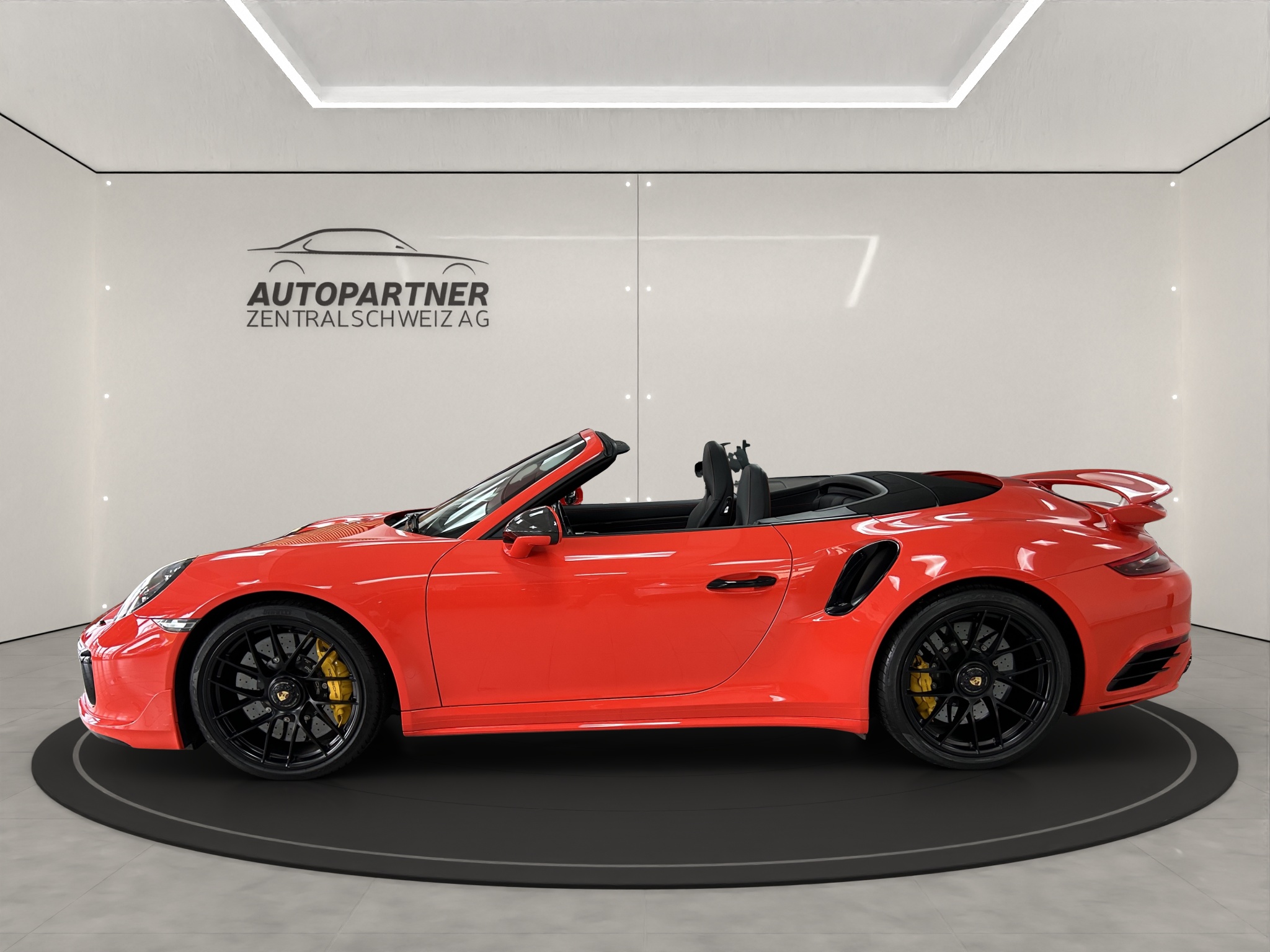 PORSCHE 911 Turbo S Cabrio PDK