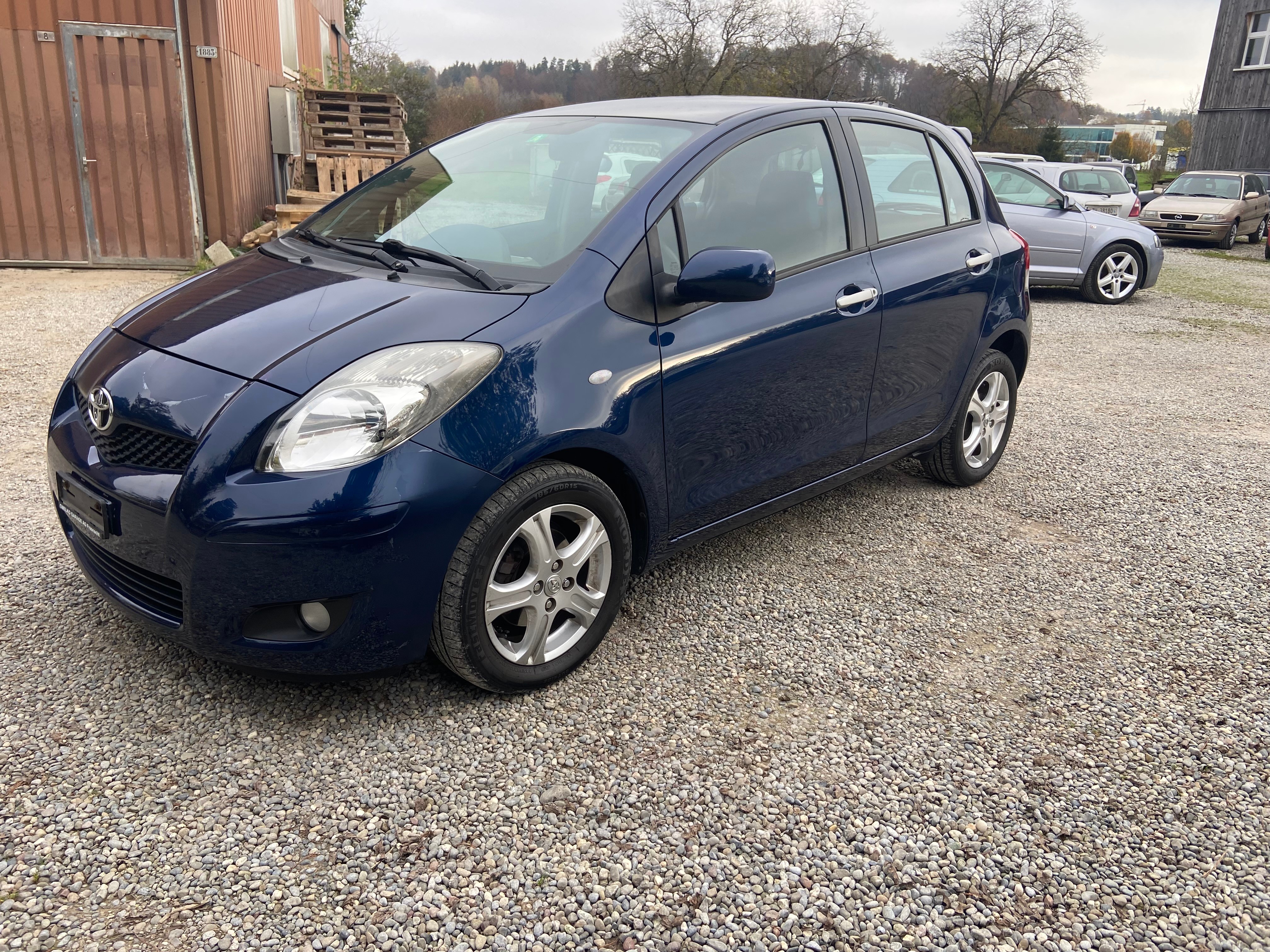 TOYOTA Yaris 1.33 Look