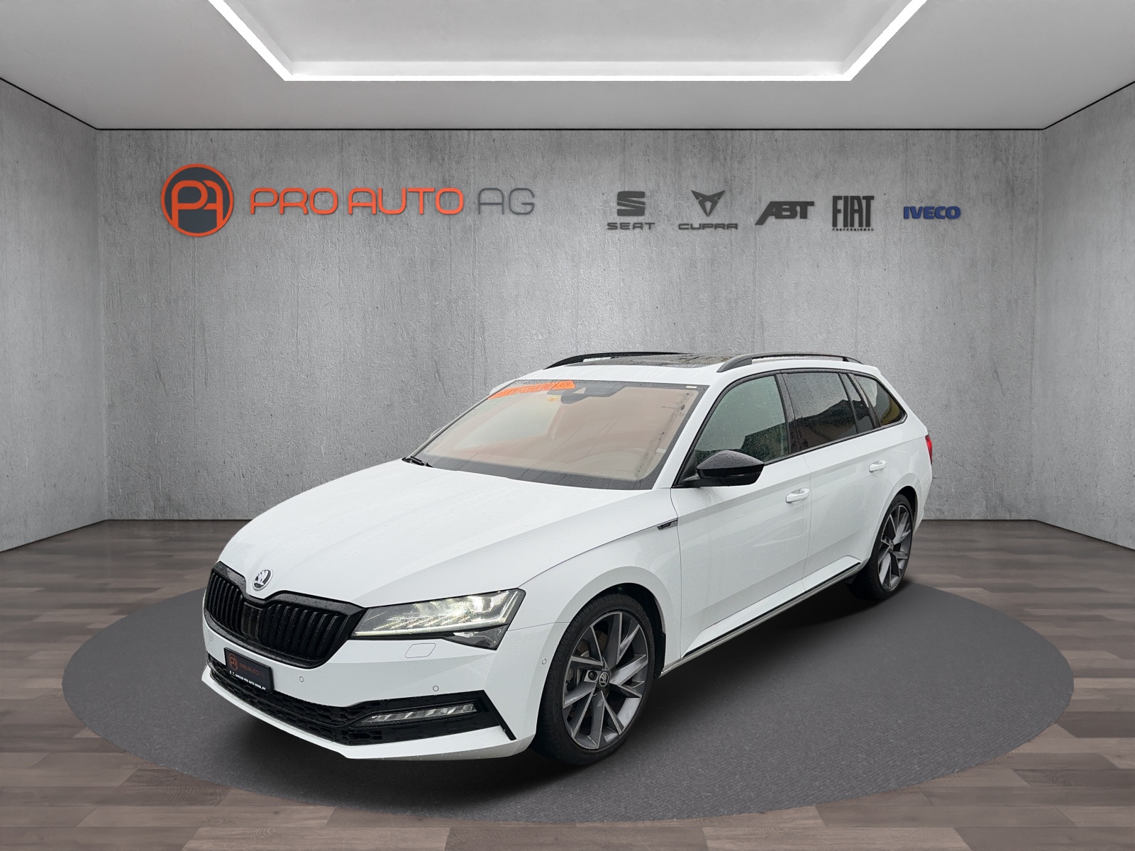 SKODA Superb Combi 2.0 TSI SportLine 4x4 DSG