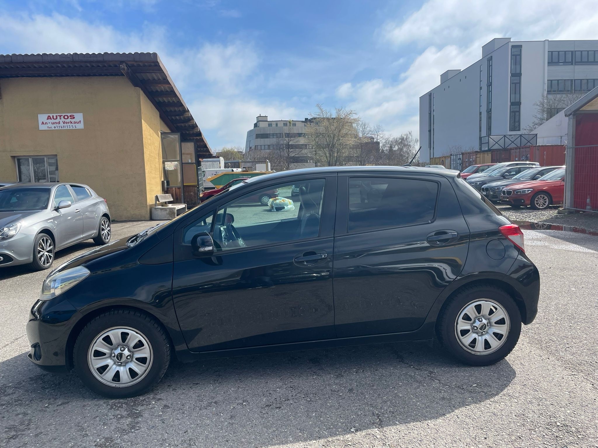 TOYOTA Yaris 1.33 Luna