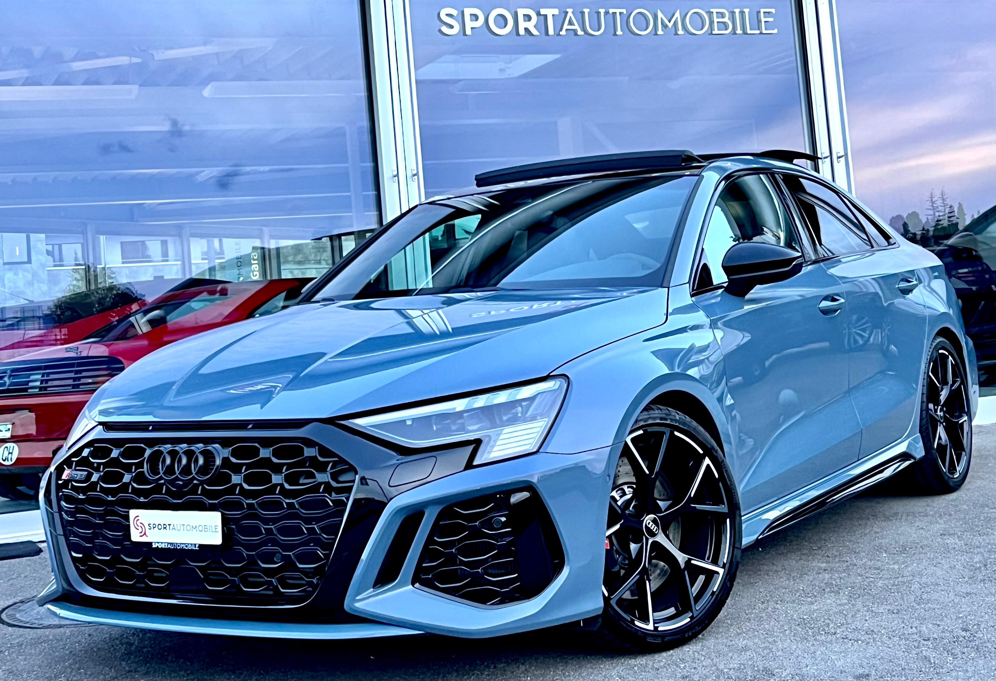 AUDI RS3 Limousine 2.5 TSI quattro S-tronic