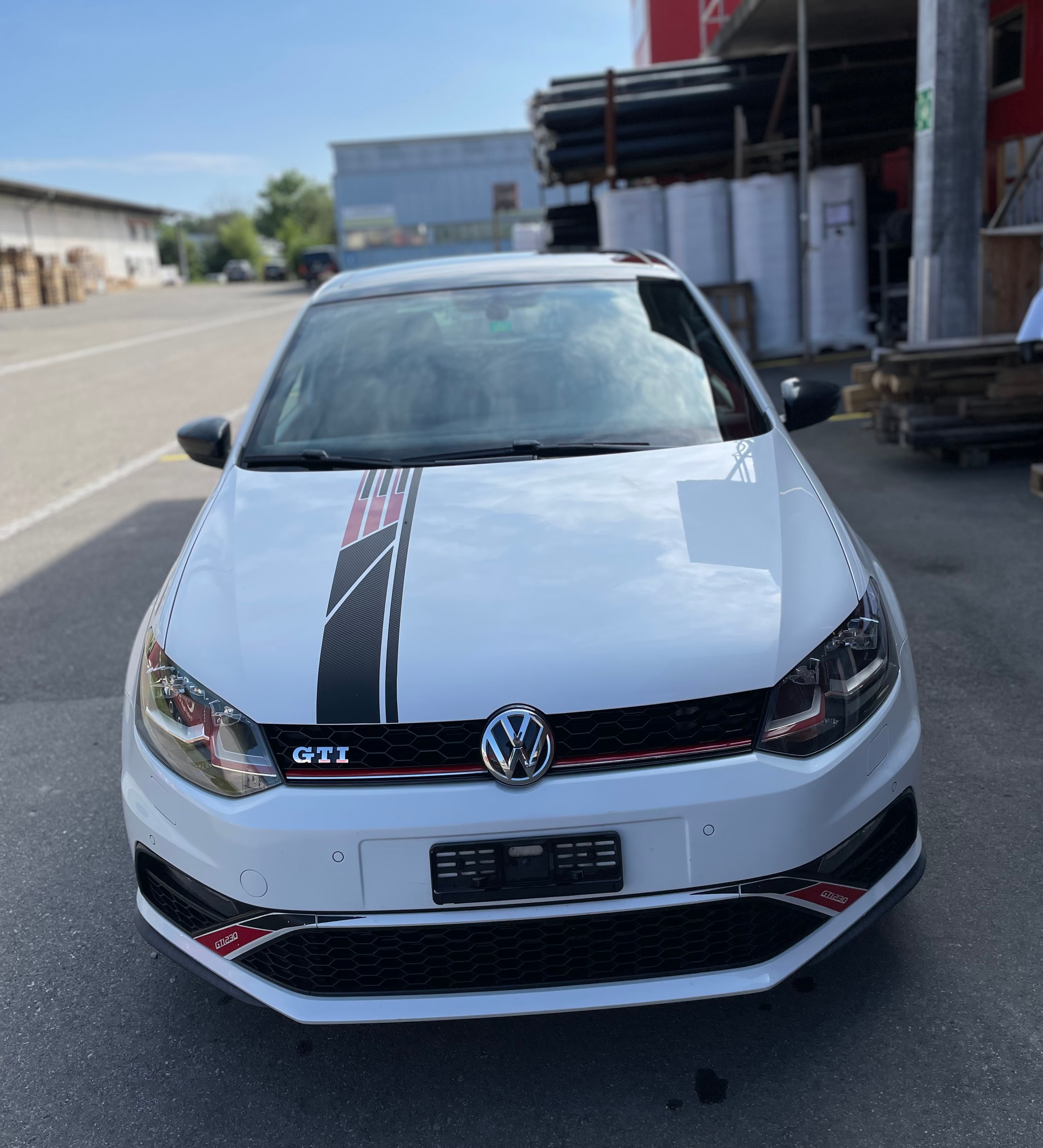 VW Polo 1.8 TSI GTI 230