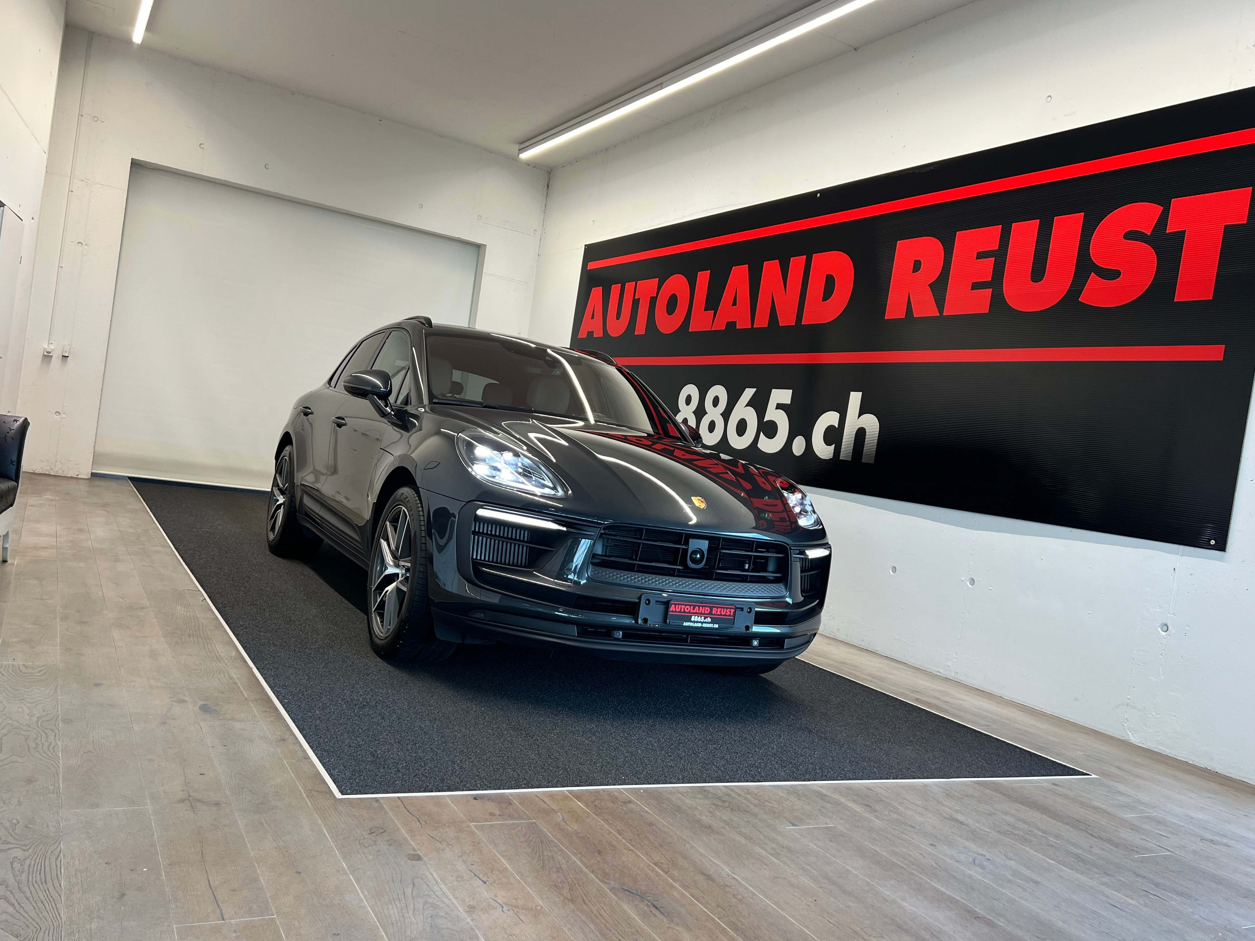 PORSCHE Macan S PDK