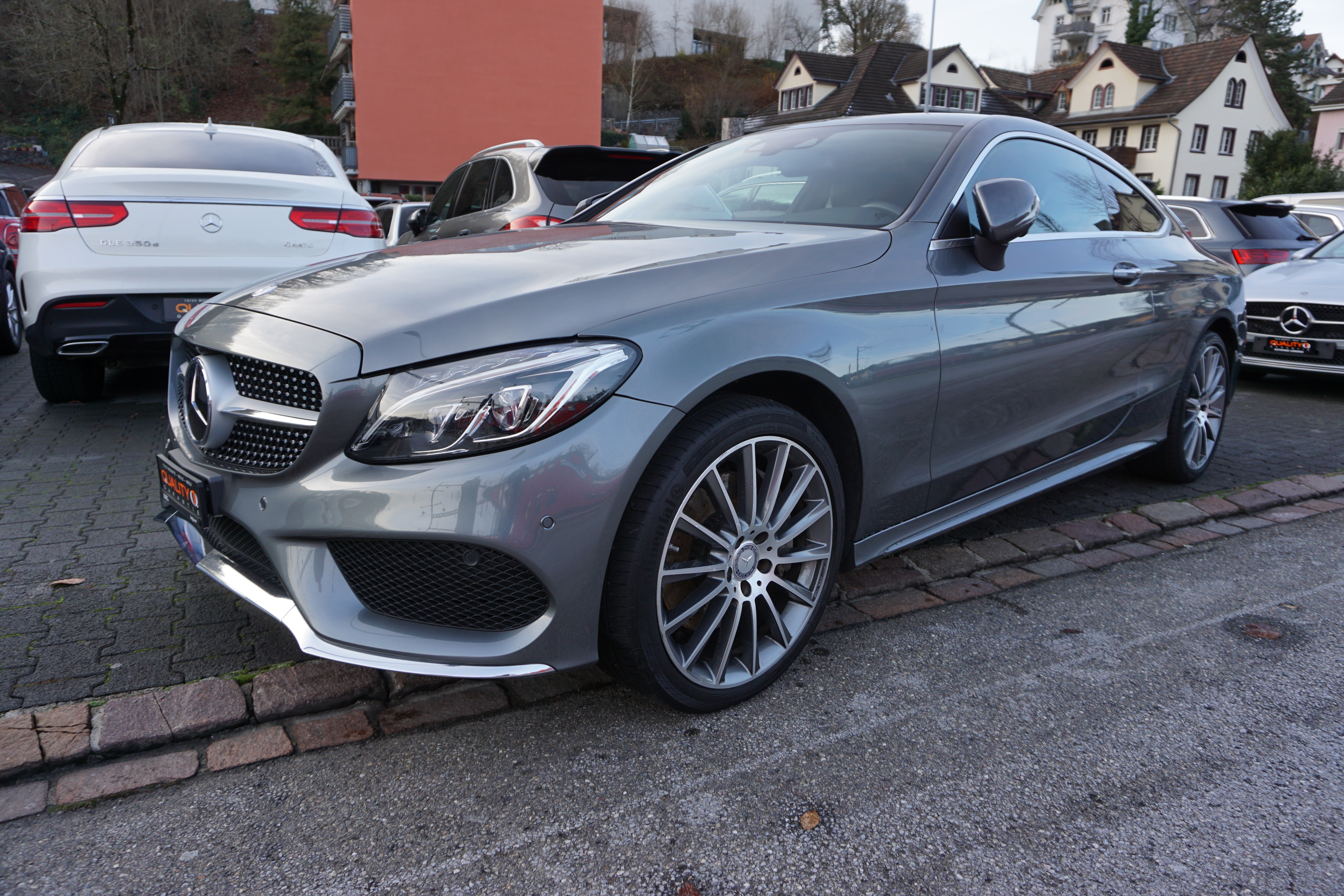 MERCEDES-BENZ C 300 AMG Line Coupé 7G-tronic