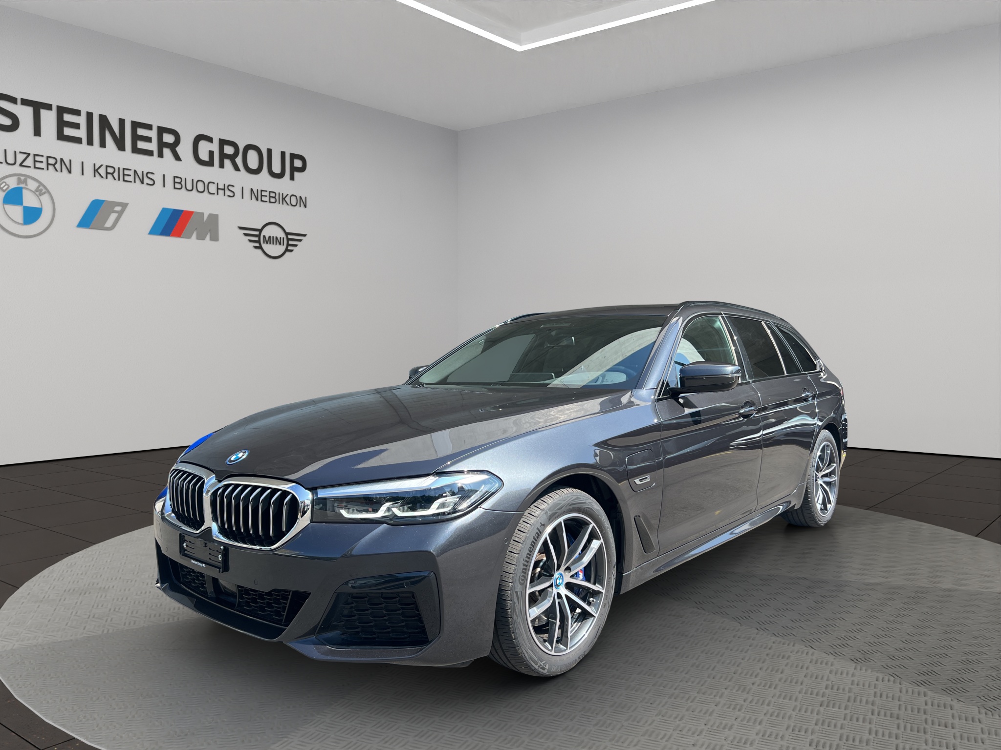 BMW 530e xDrive Touring Pure M Sport Steptronic