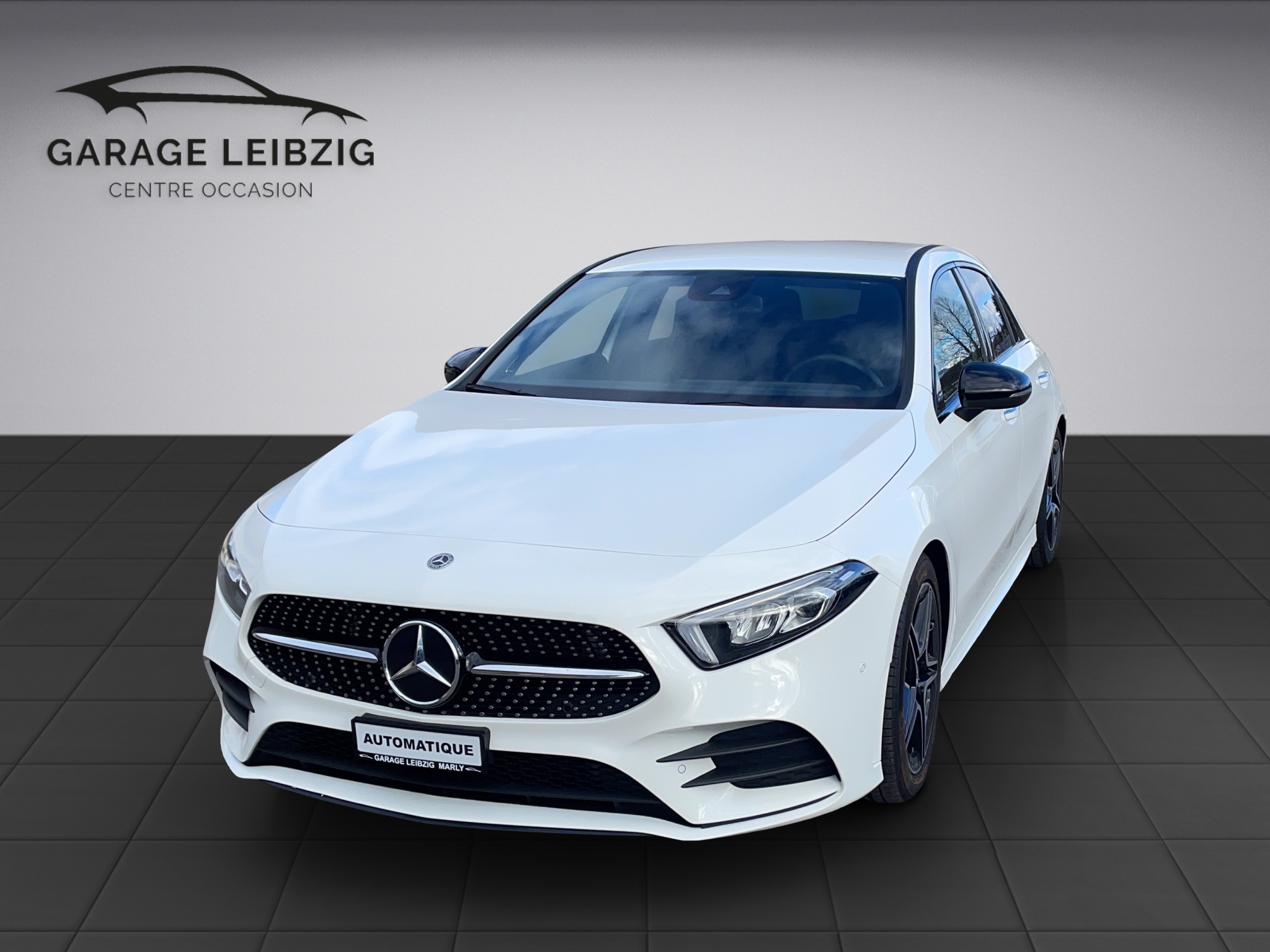 MERCEDES-BENZ A 220 AMG Line 4m