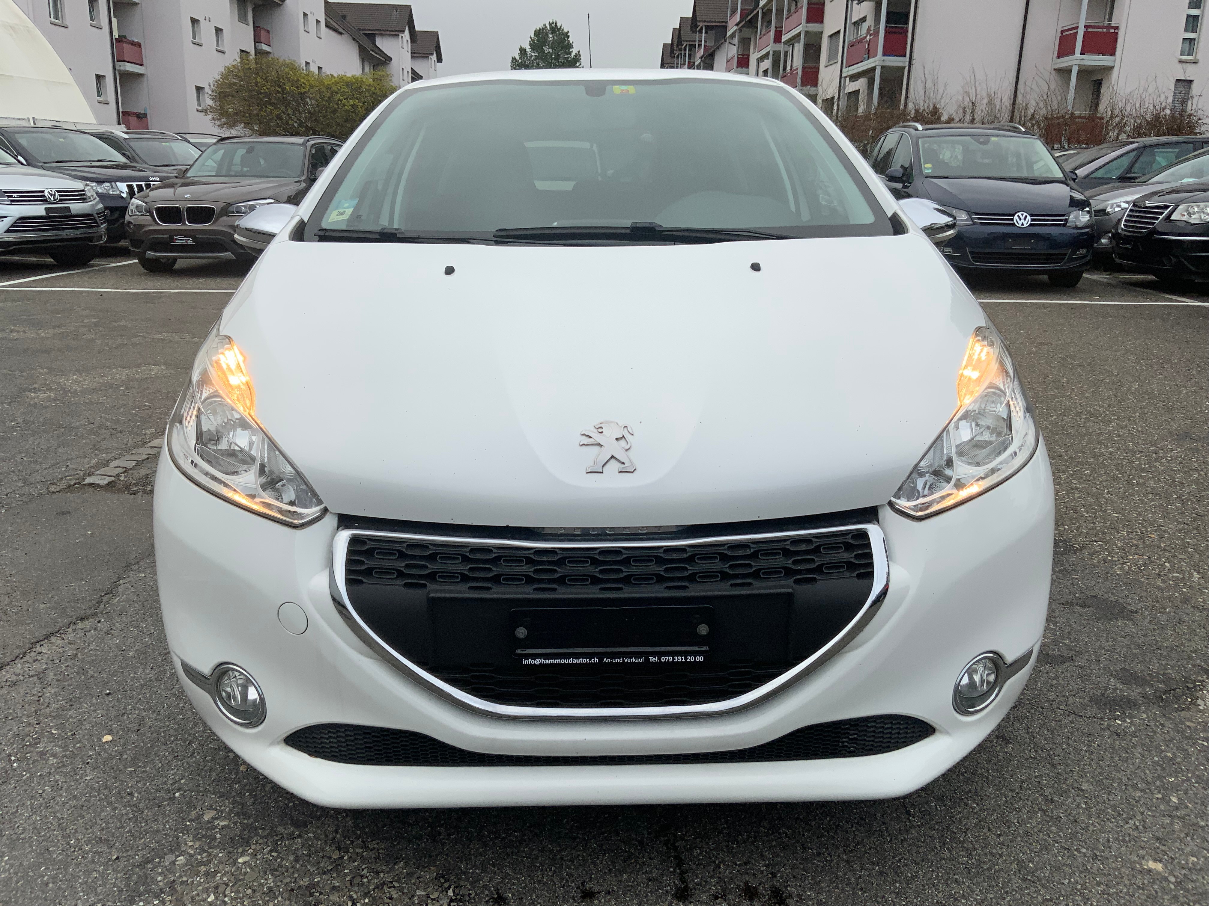 PEUGEOT 208 1.2 VTI Active