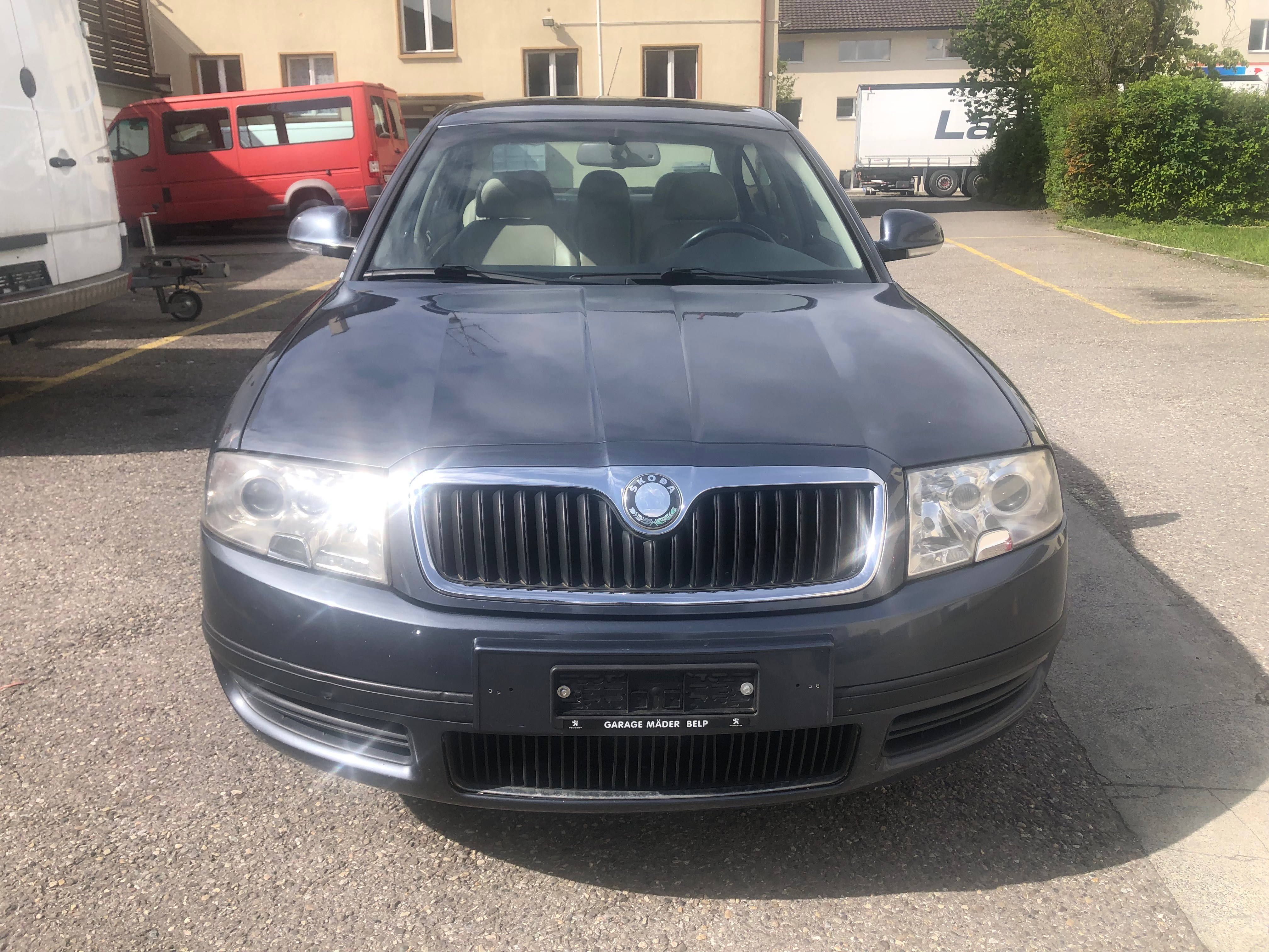 SKODA SUPERB