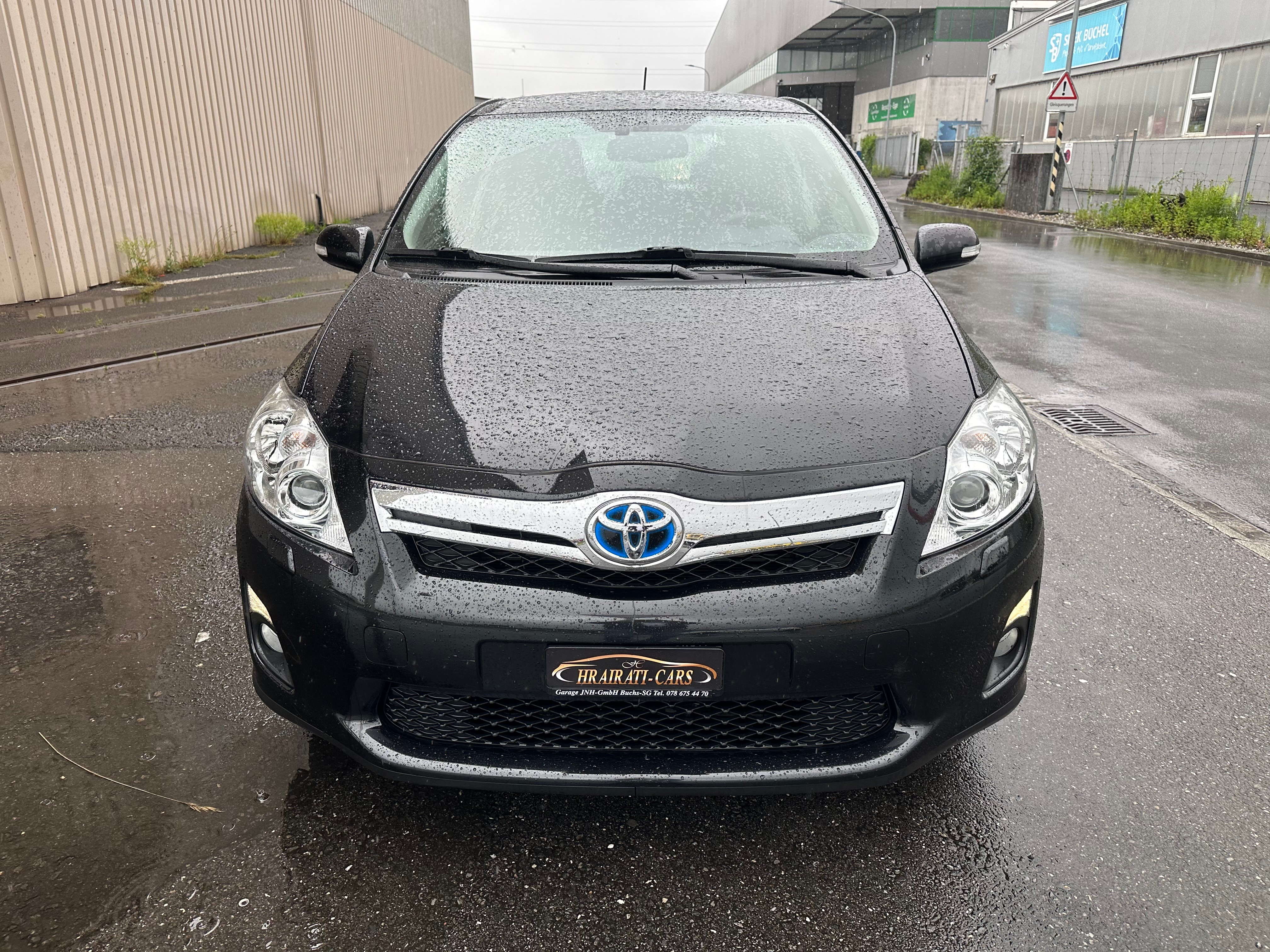 TOYOTA Auris 1.8 16V HSD Linea Sol