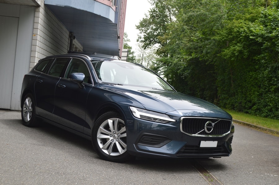 VOLVO V60 D3 AWD Momentum Geartronic