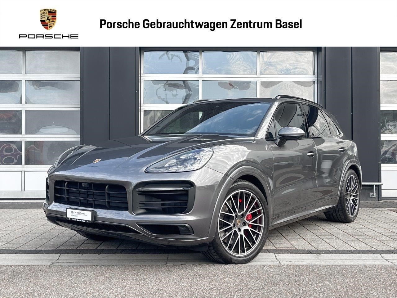 PORSCHE Cayenne 4.0 V8 GTS