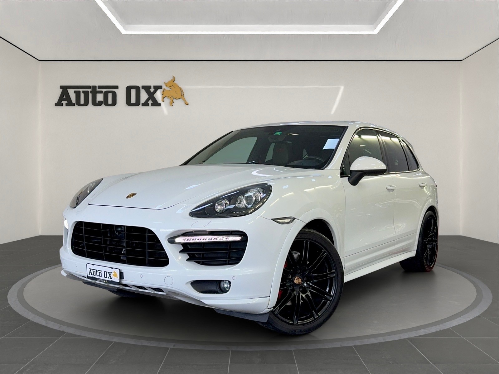 PORSCHE Cayenne GTS