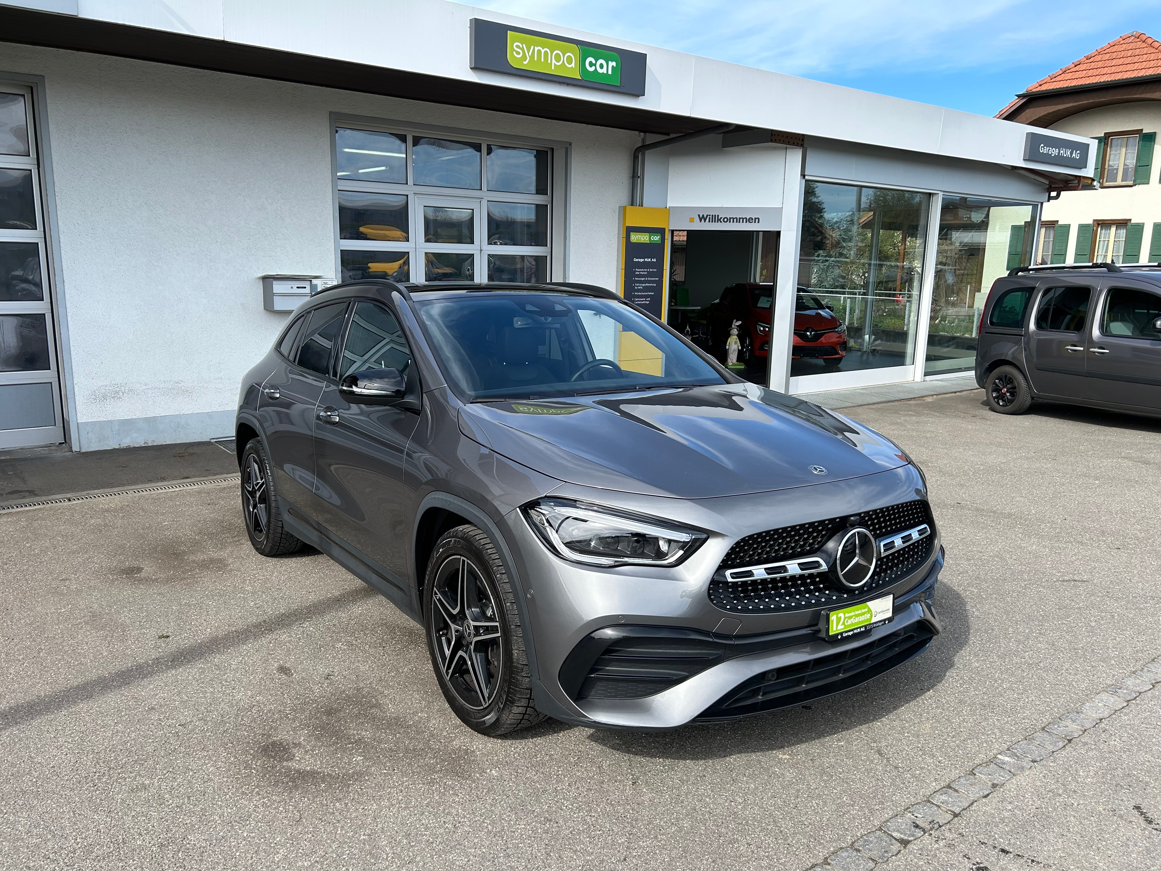 MERCEDES-BENZ GLA 250 4Matic AMG Line 8G-DCT